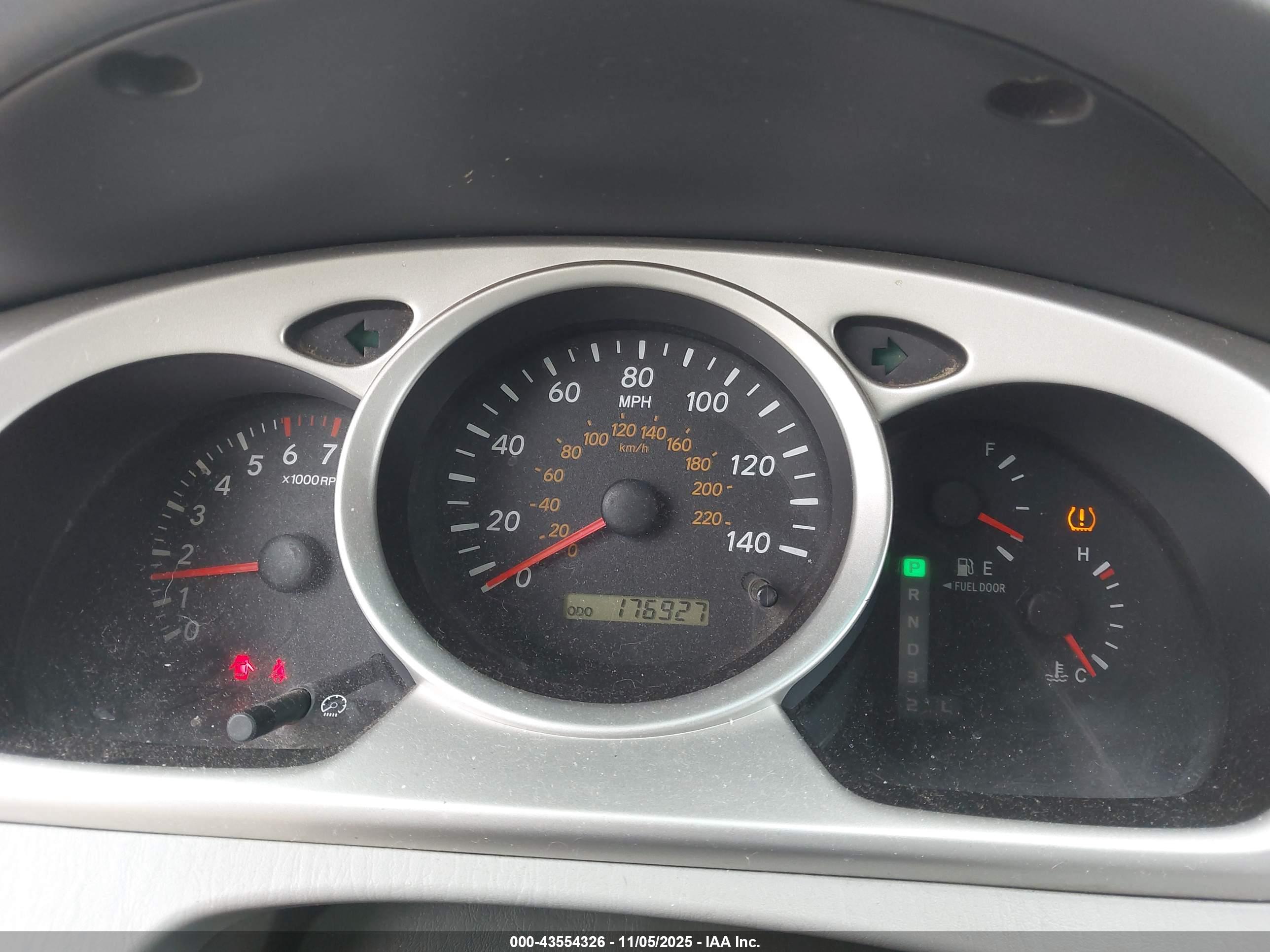 TOYOTA HIGHLANDER image 7