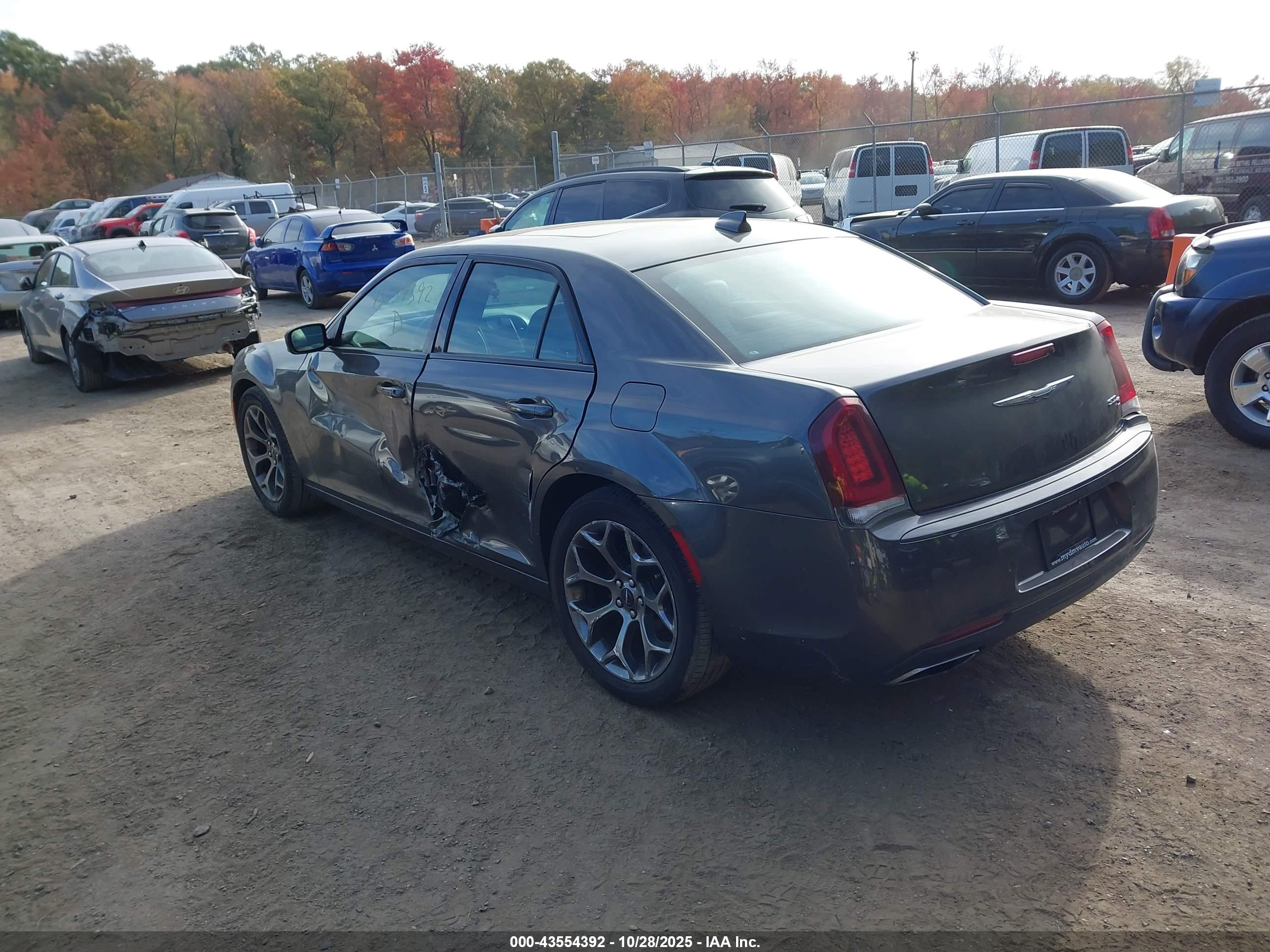 CHRYSLER 300 image 3