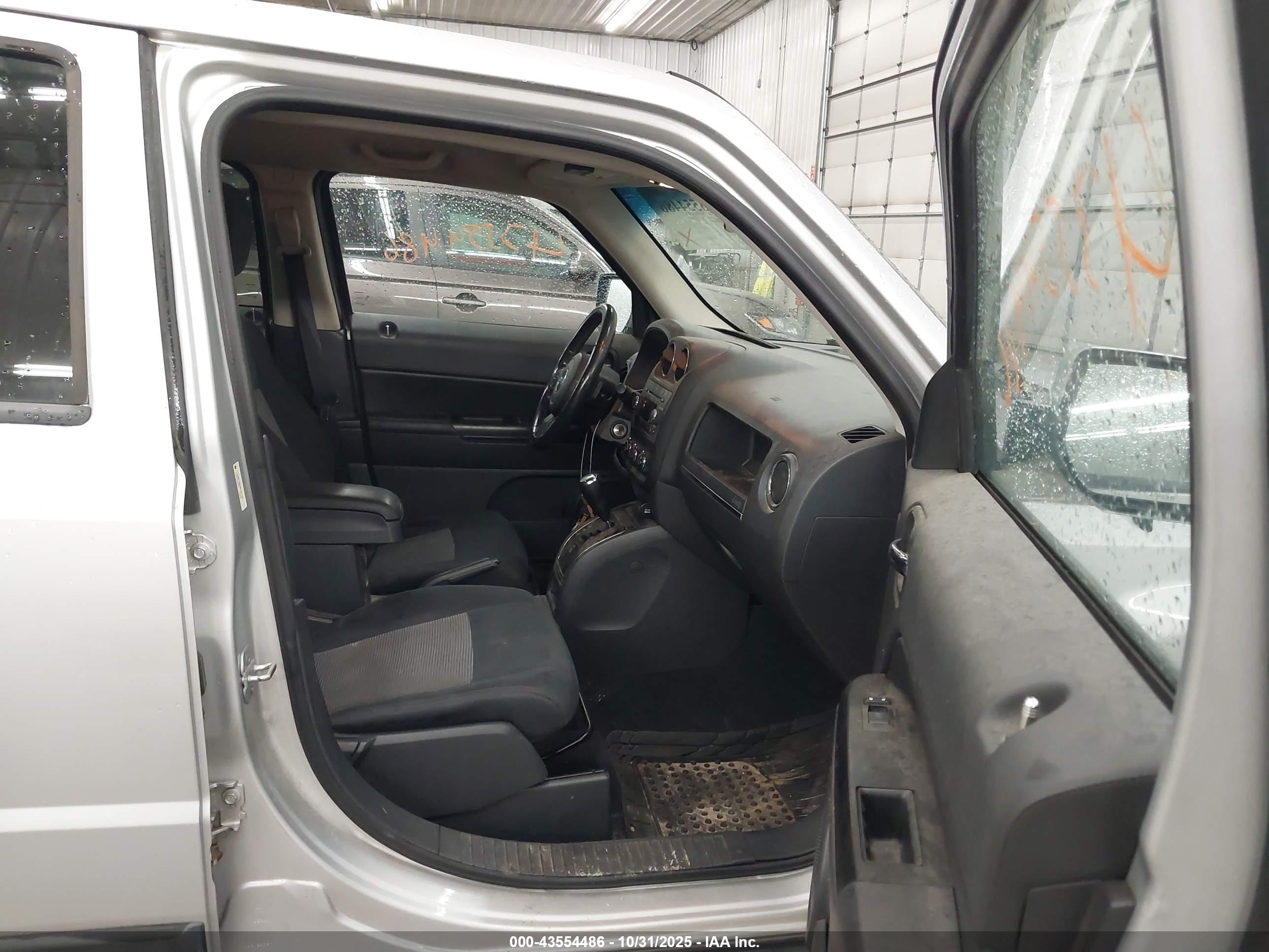 JEEP PATRIOT image 5