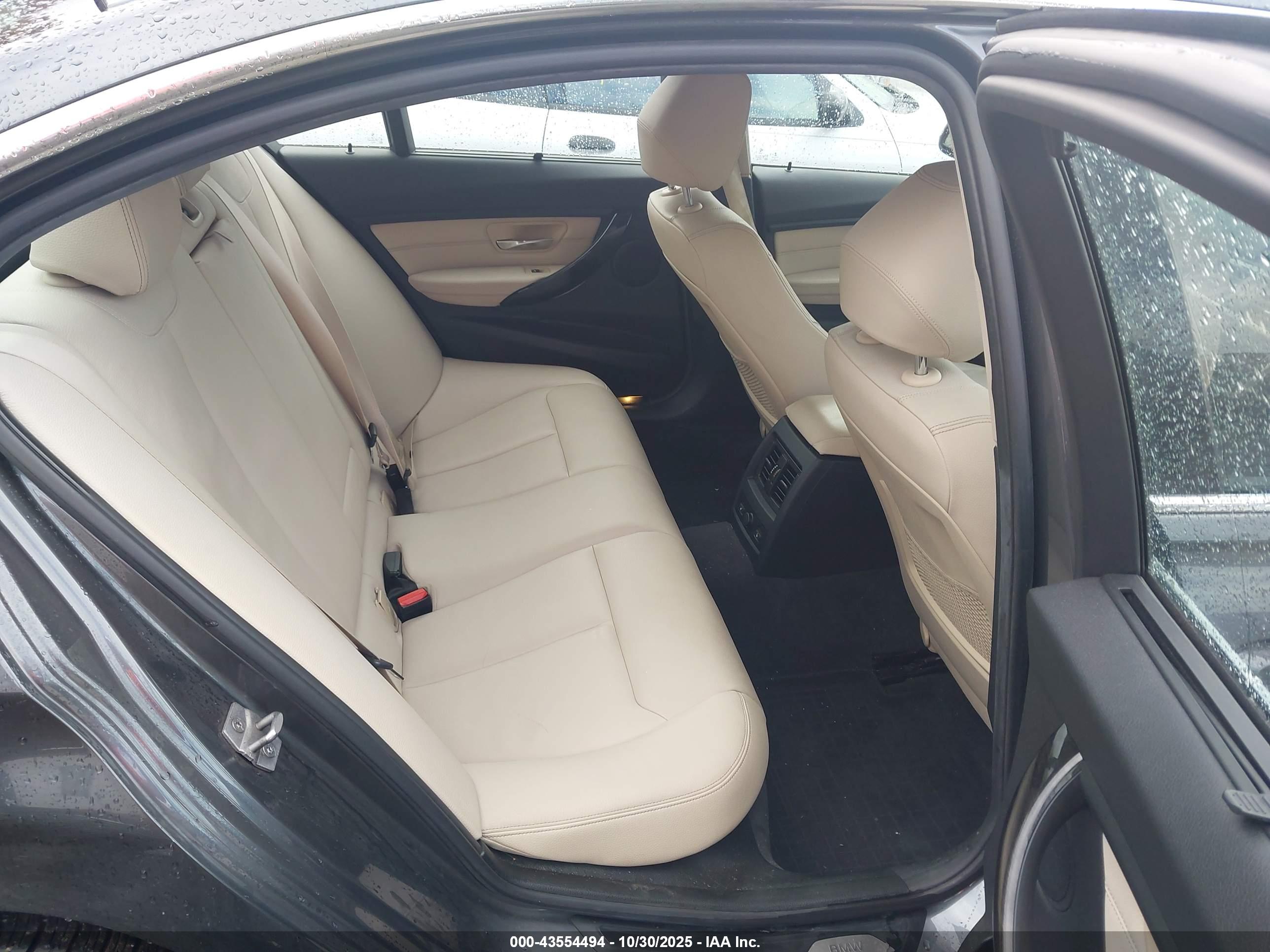 BMW 335I image 8