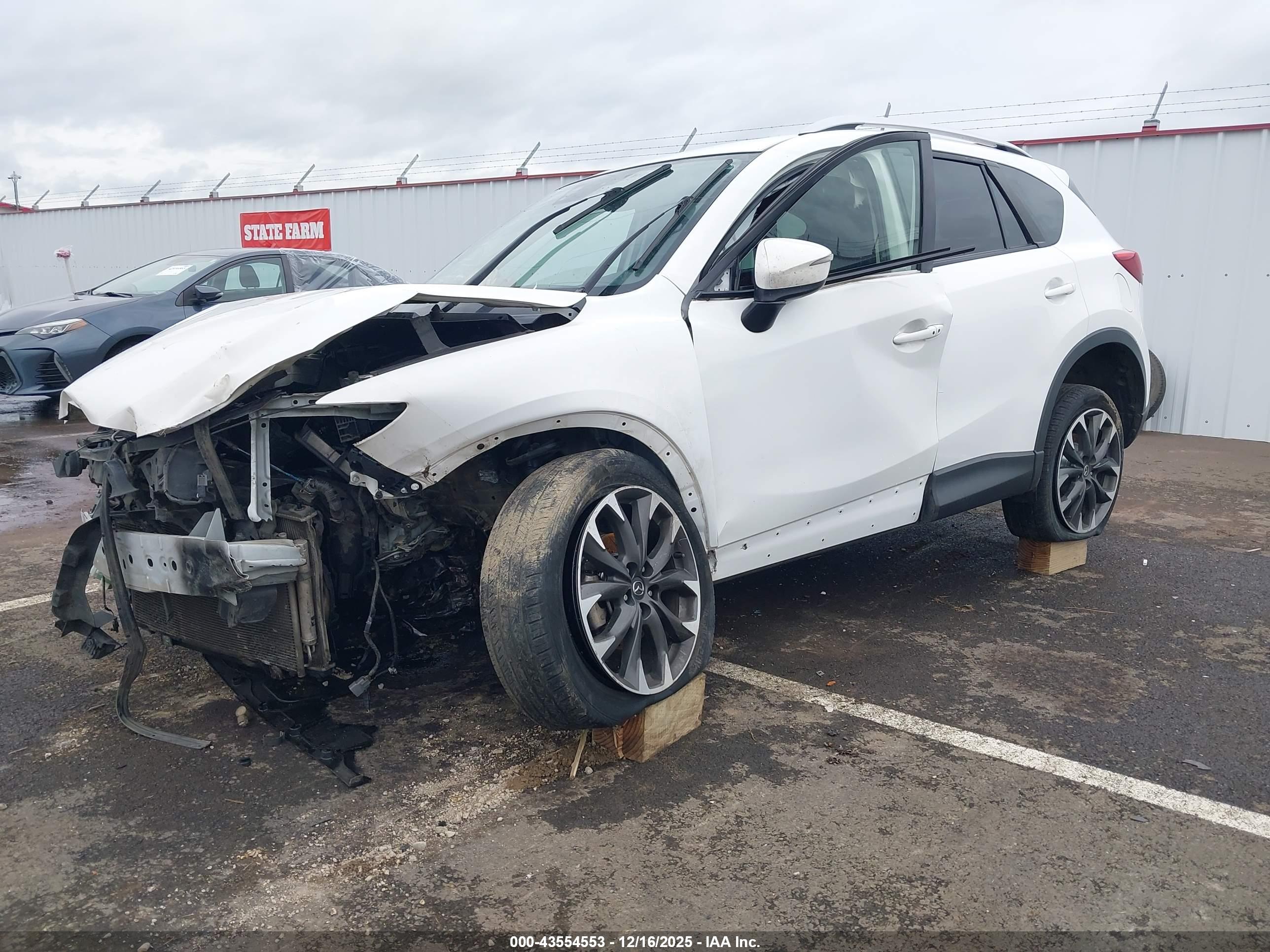 MAZDA CX-5 image 2