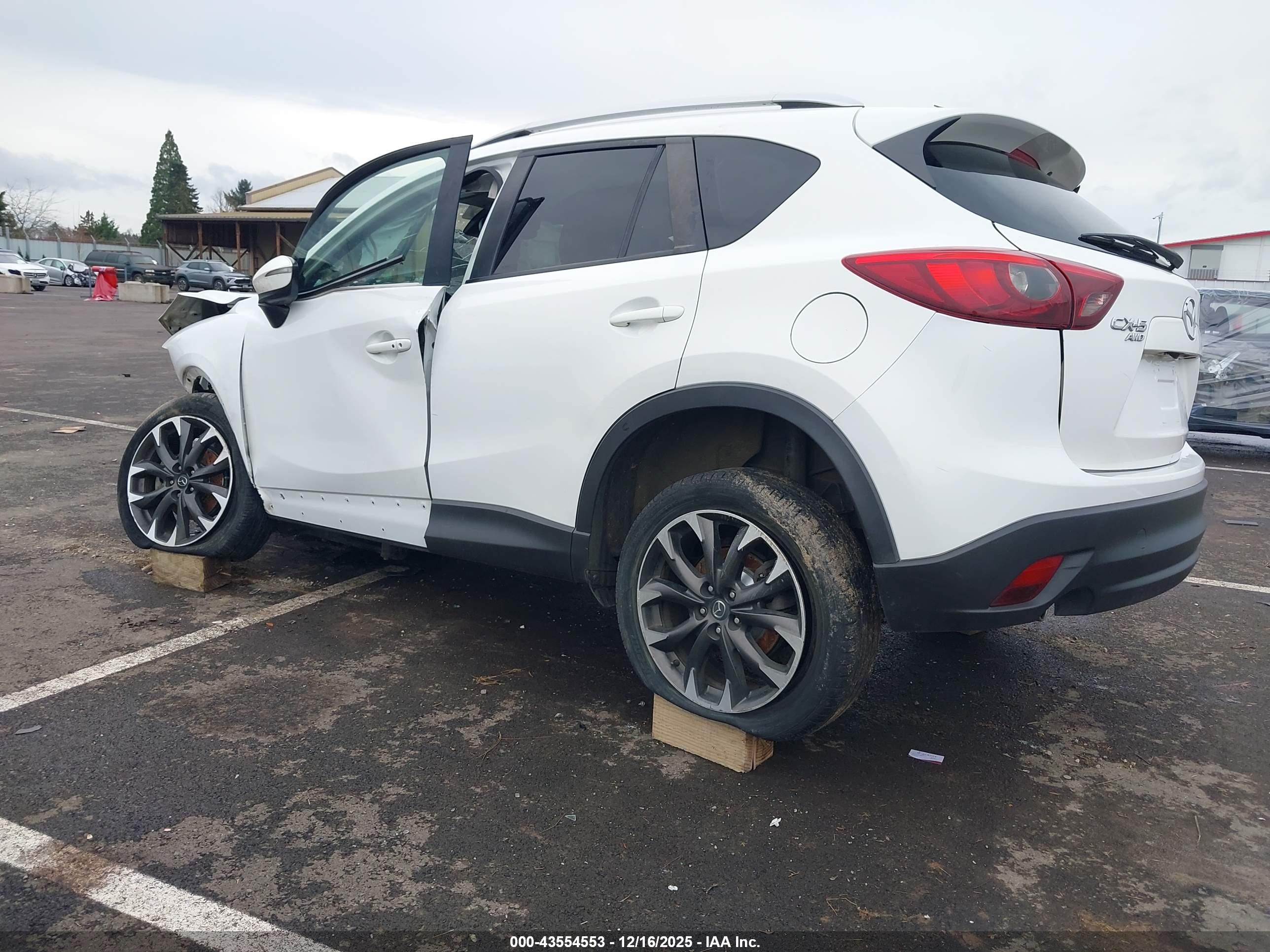 MAZDA CX-5 image 3