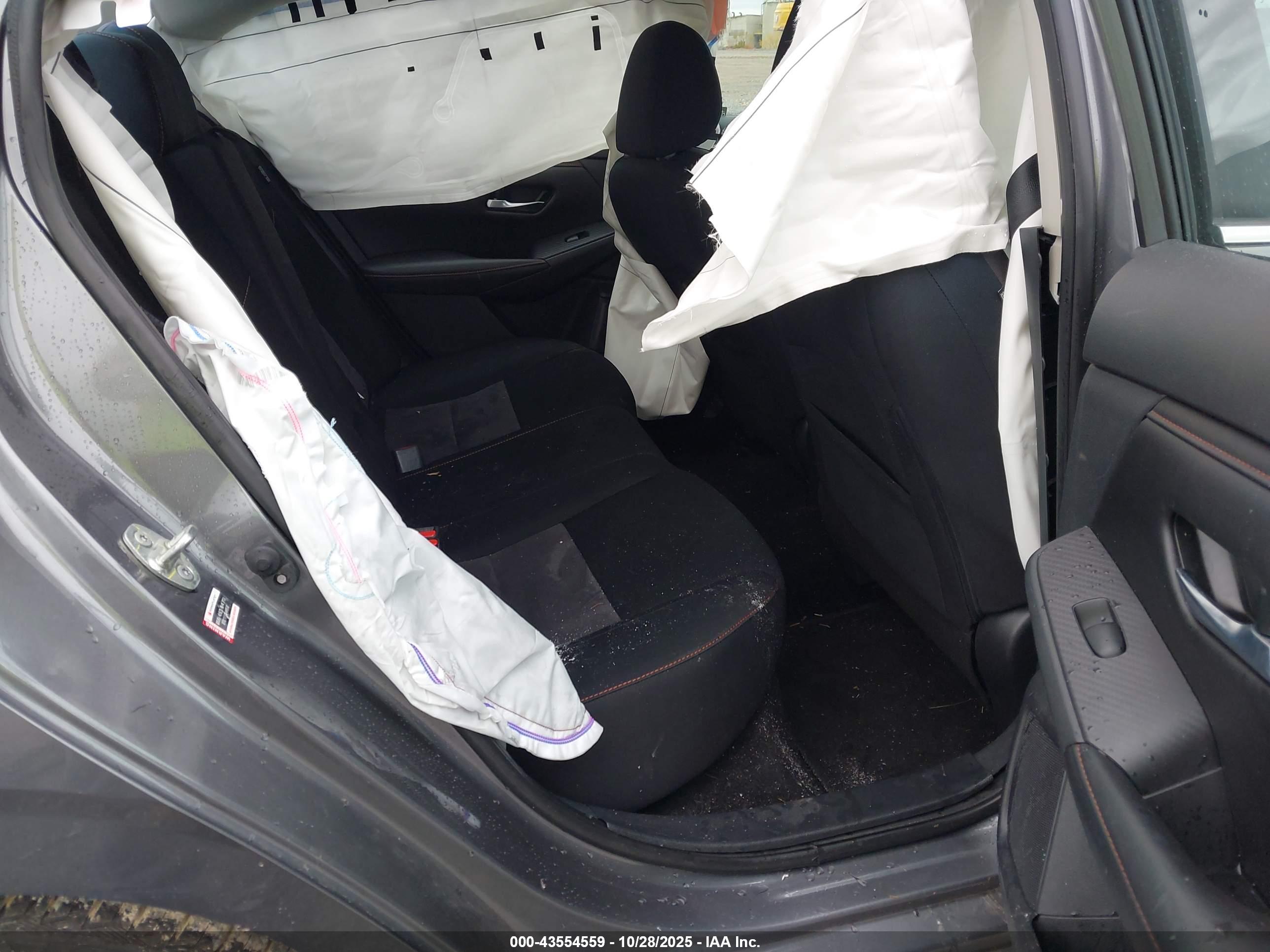 NISSAN SENTRA image 8