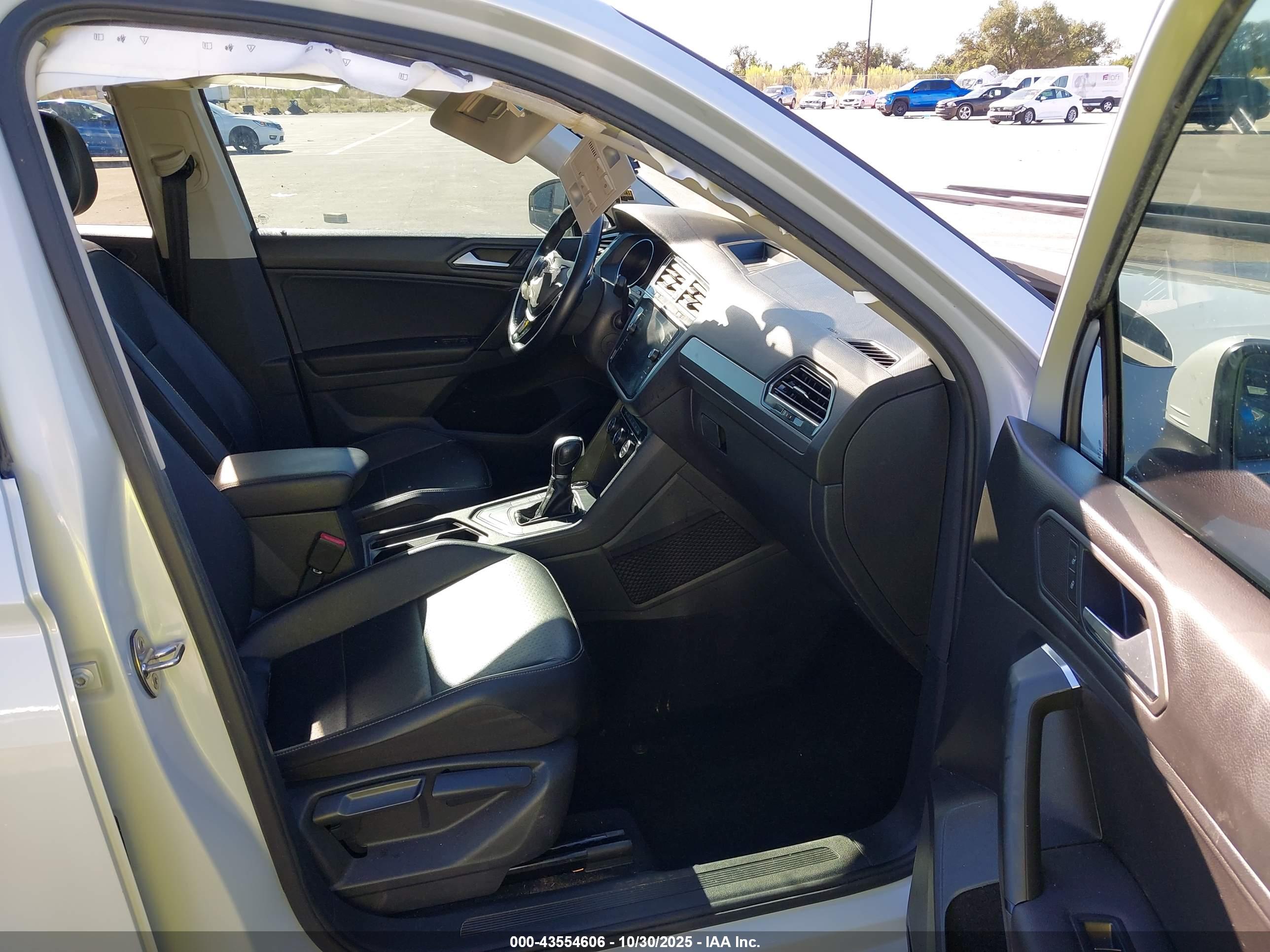 VOLKSWAGEN TIGUAN image 5