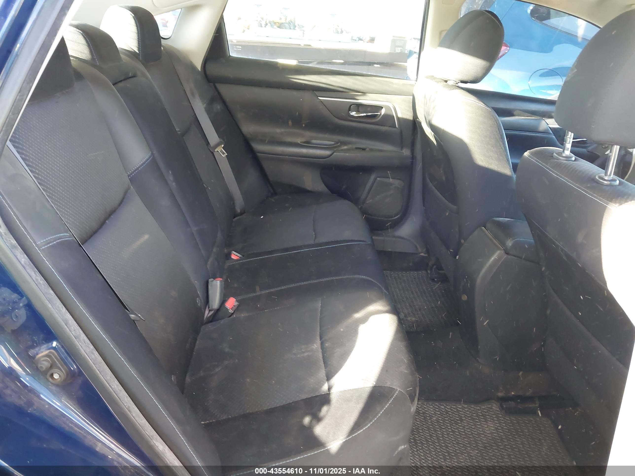 NISSAN ALTIMA image 8