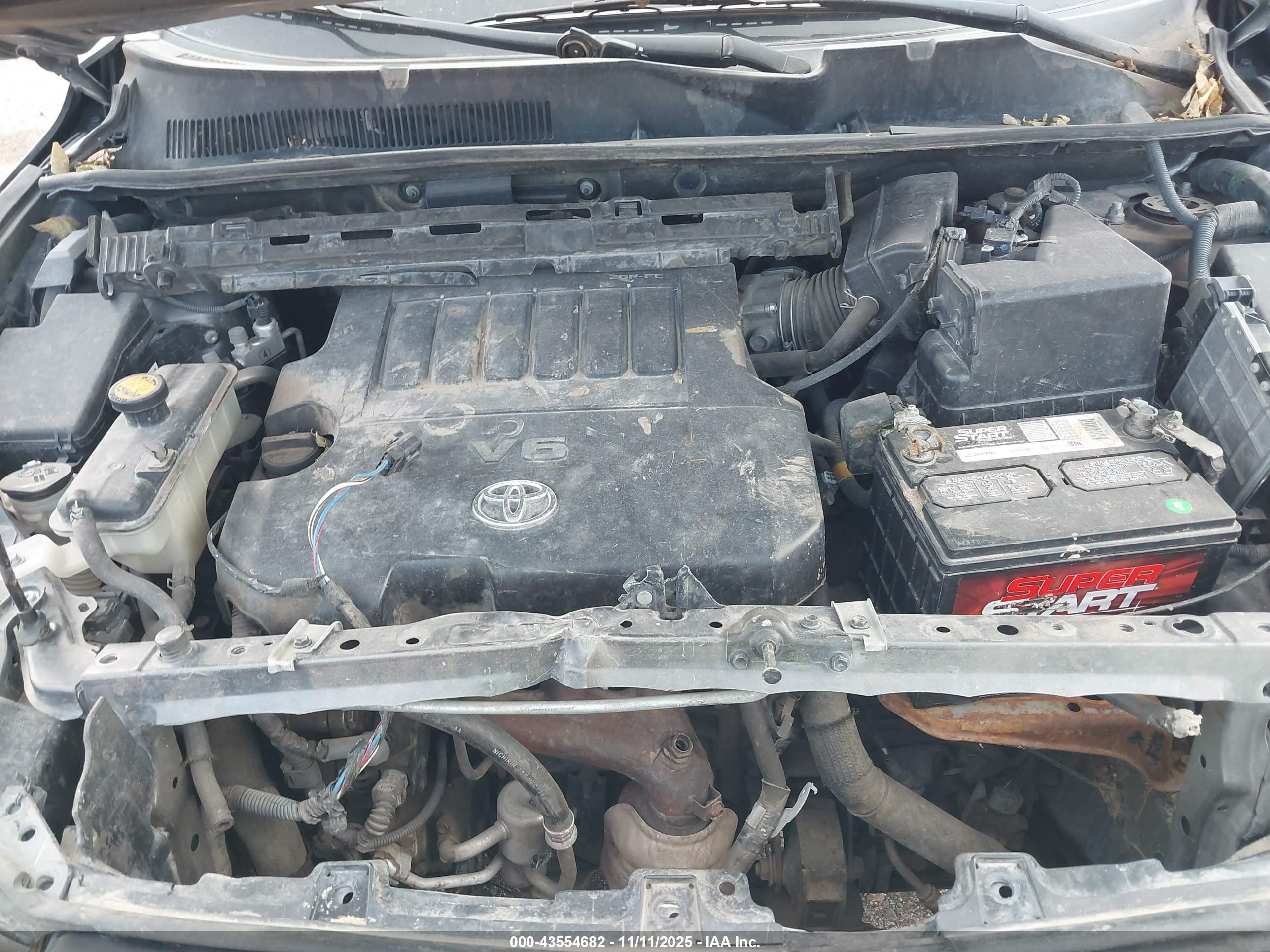 TOYOTA RAV4 image 10