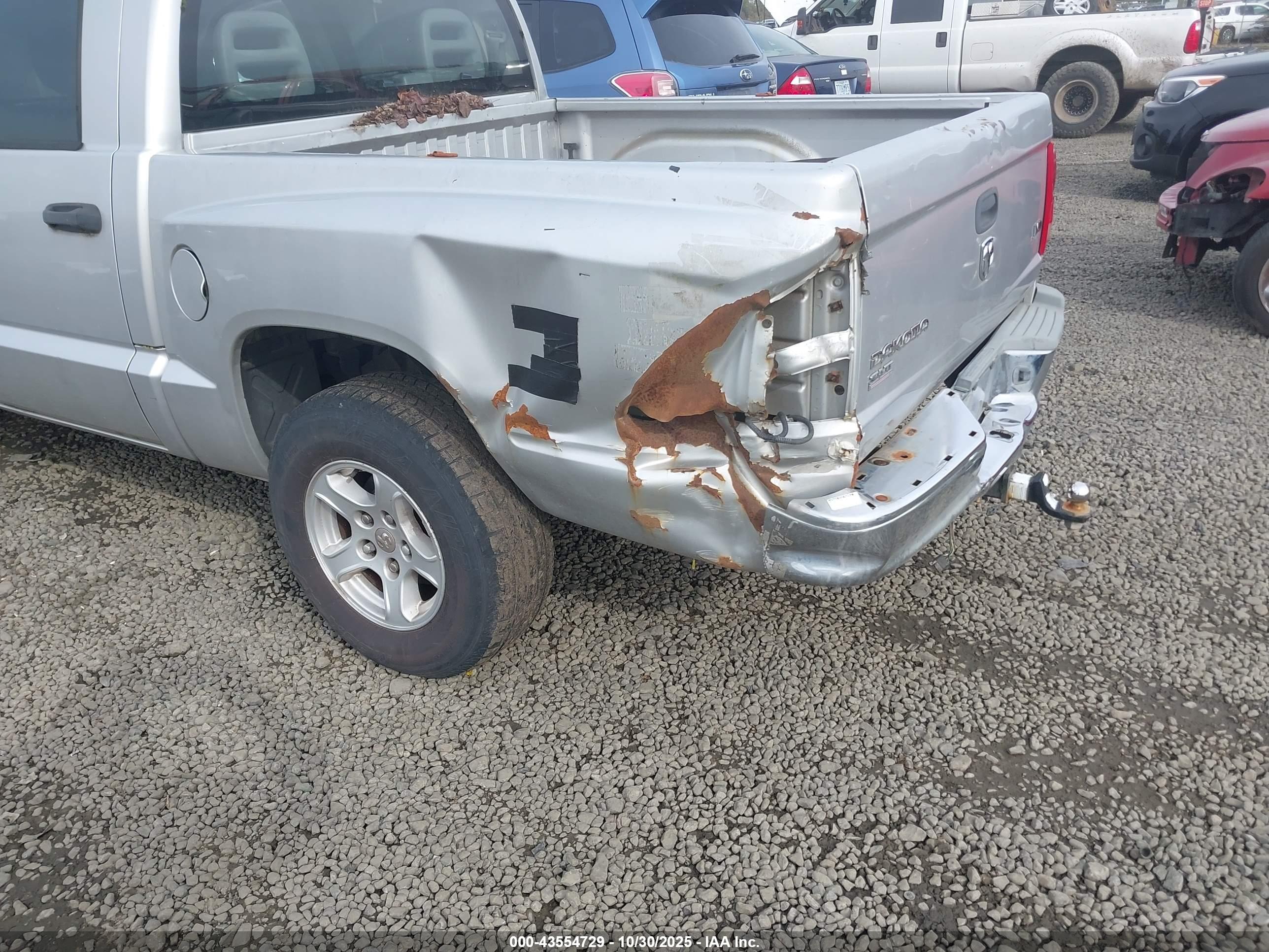 DODGE DAKOTA image 6