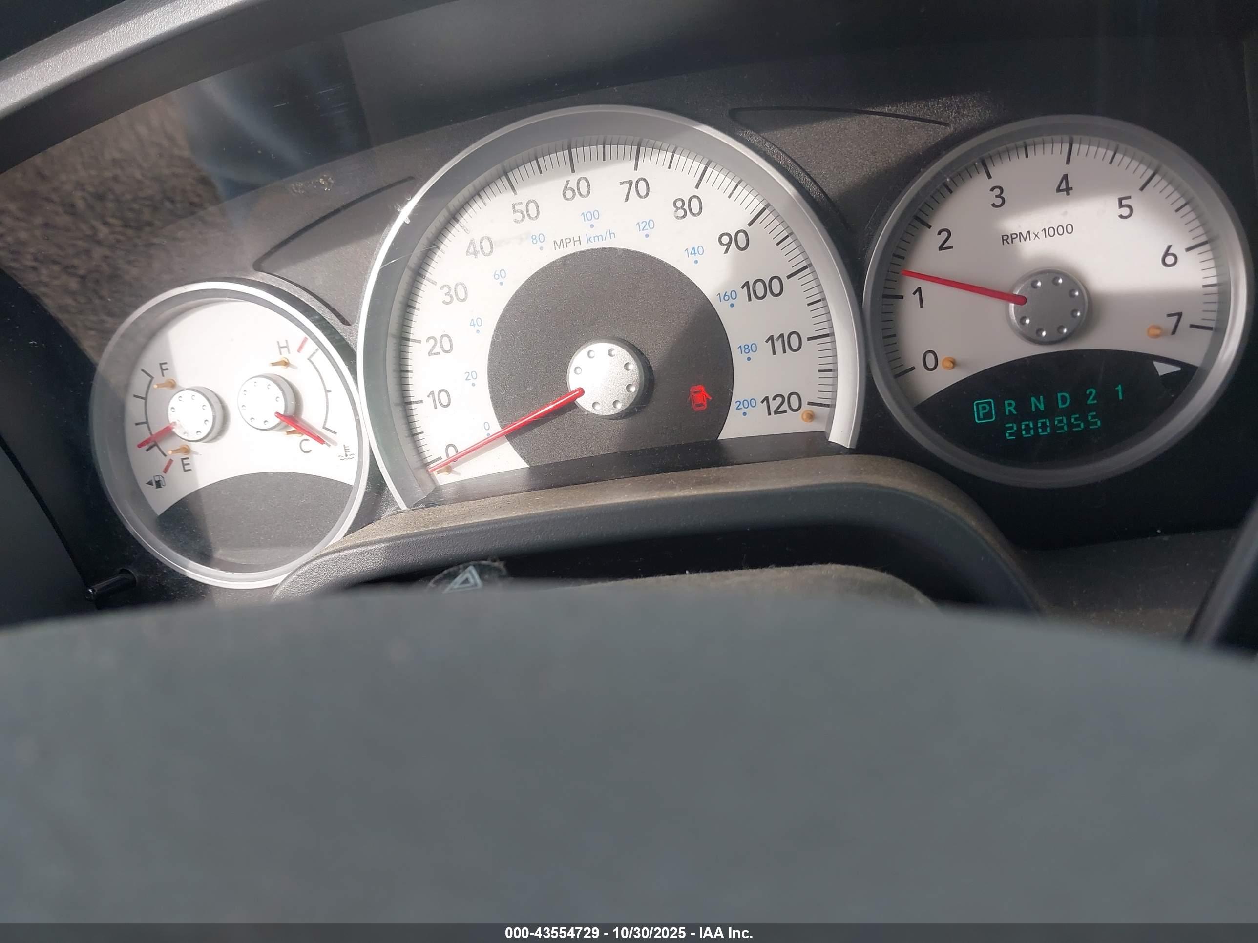 DODGE DAKOTA image 7