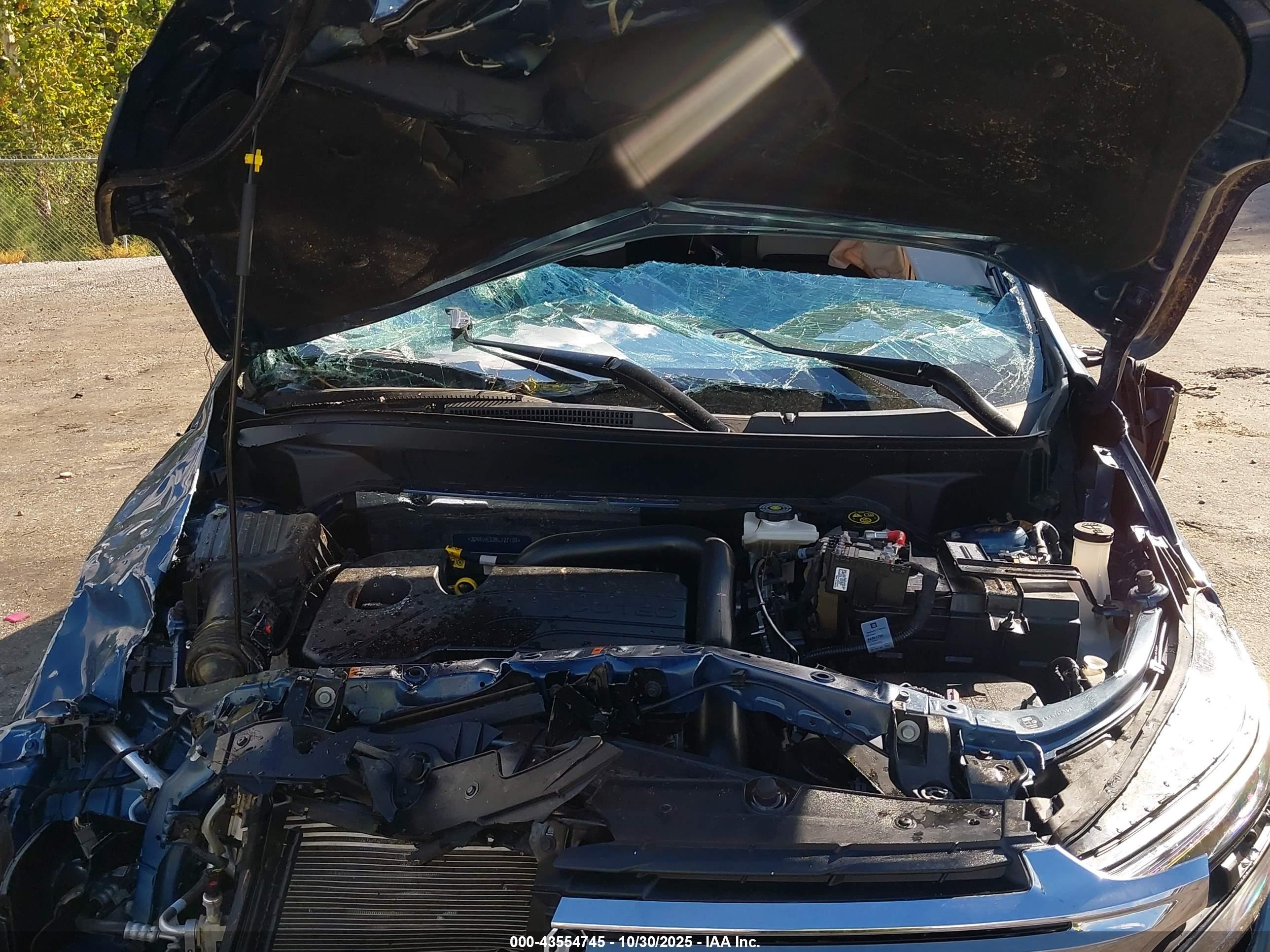 CHEVROLET EQUINOX image 10