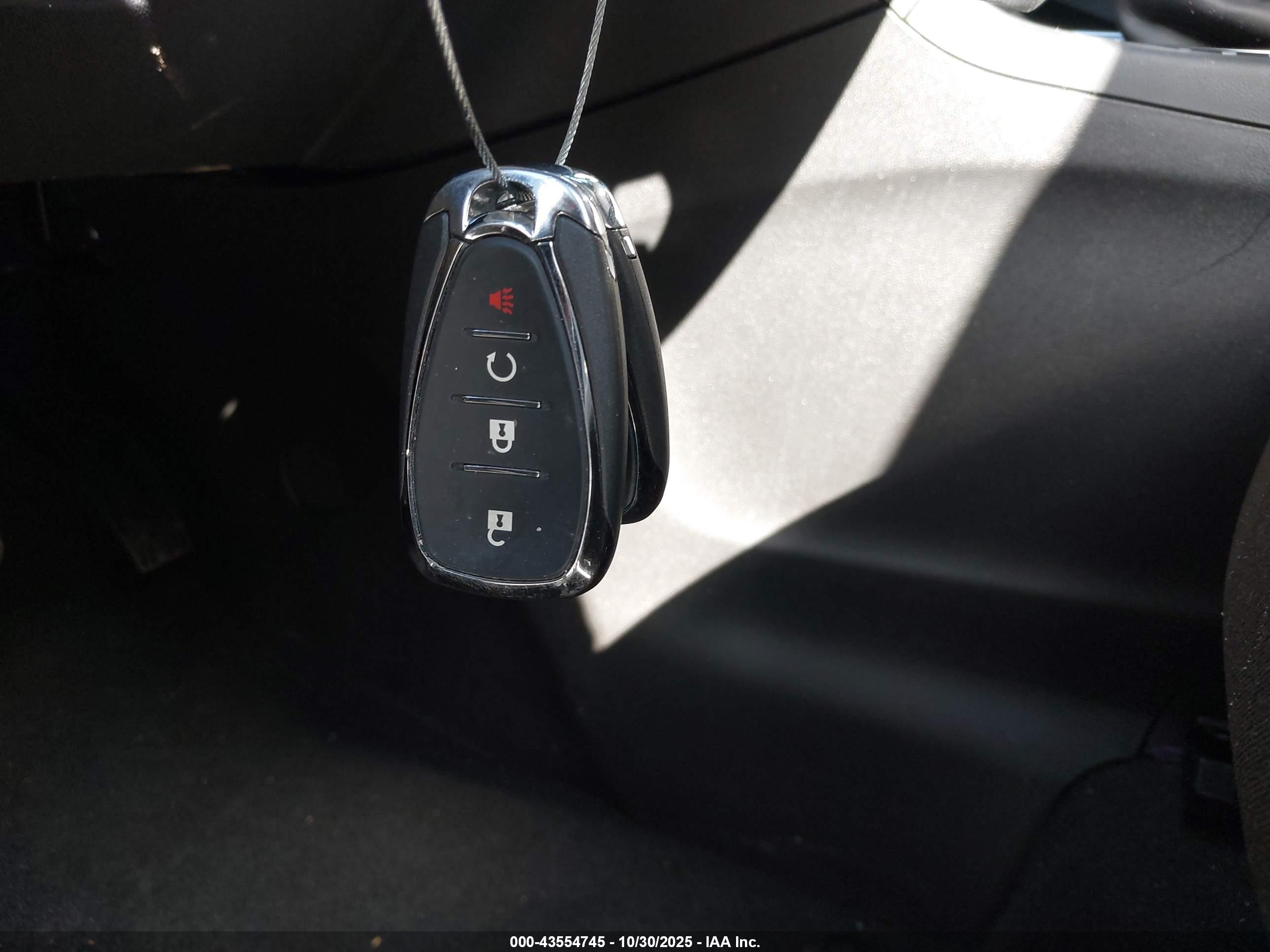 CHEVROLET EQUINOX image 11
