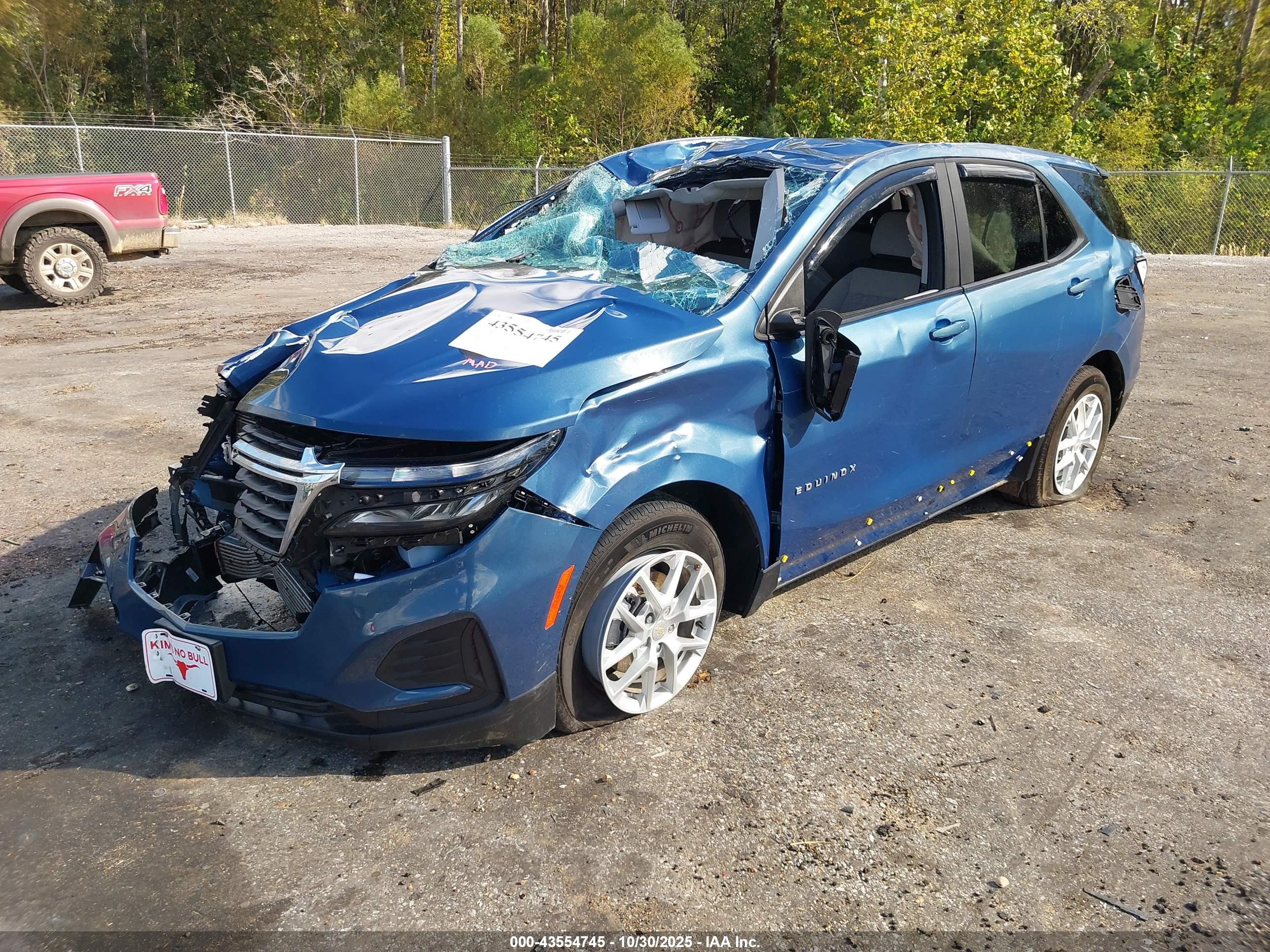 CHEVROLET EQUINOX image 2