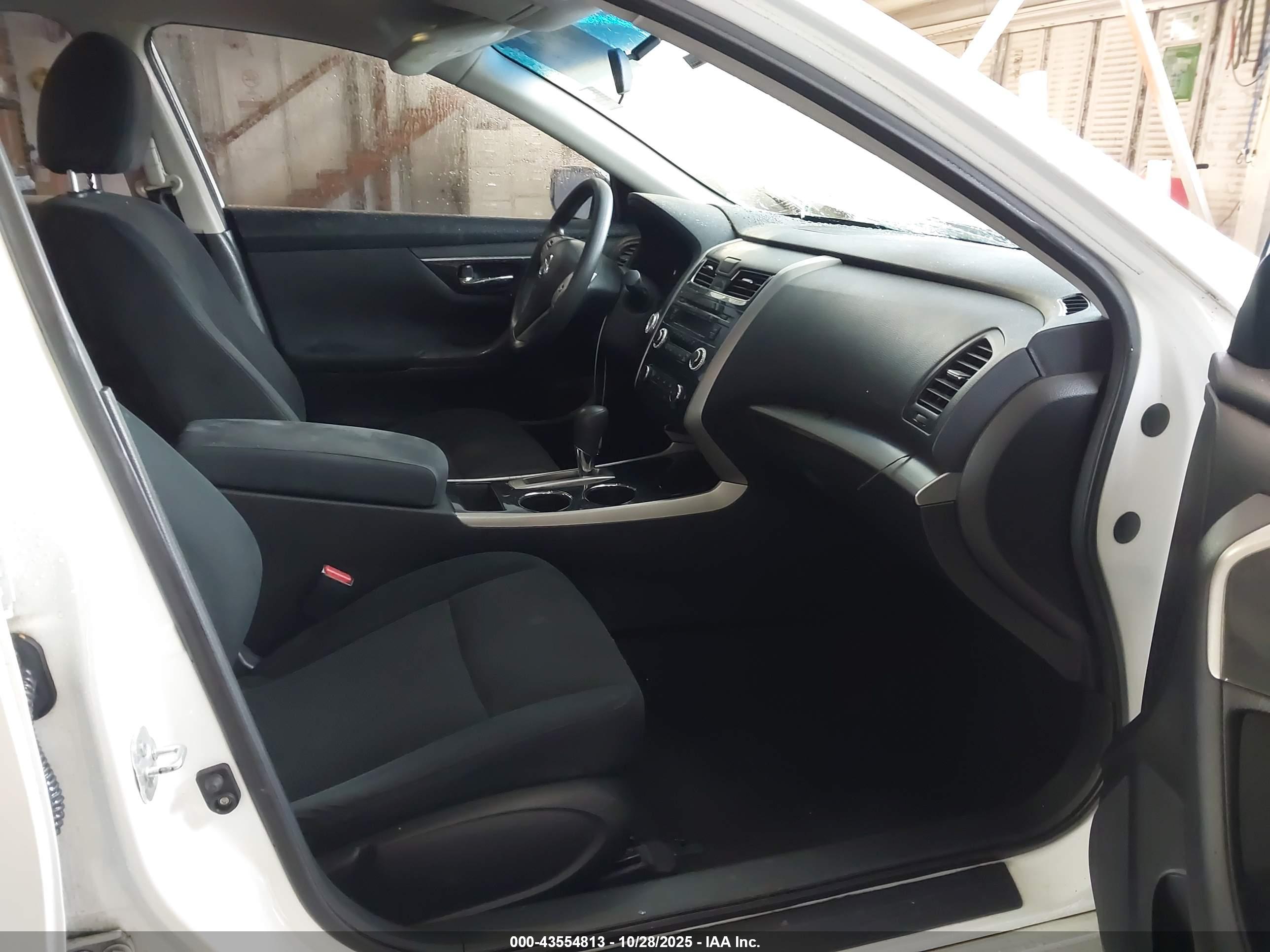 NISSAN ALTIMA image 5