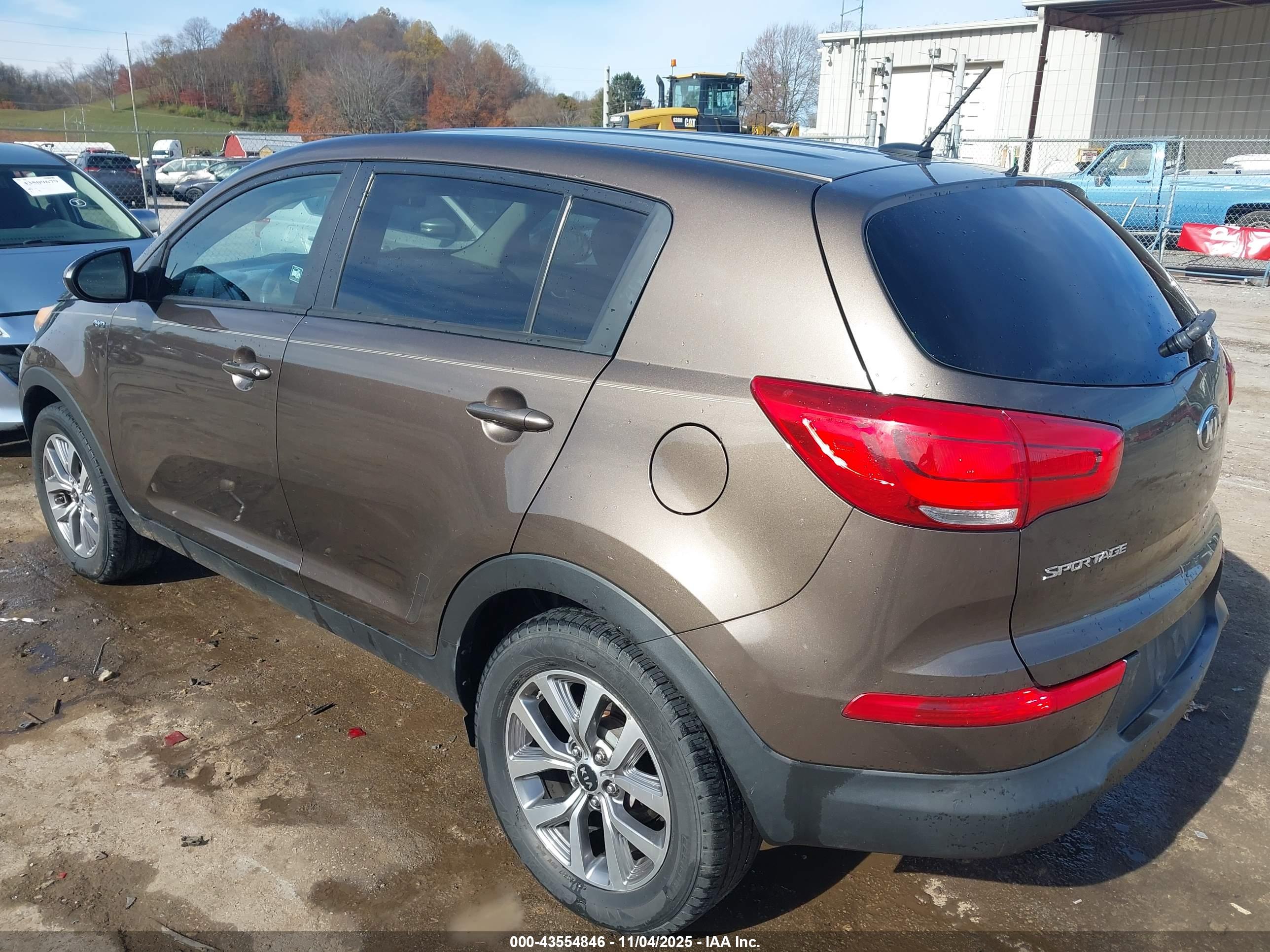 KIA SPORTAGE image 3