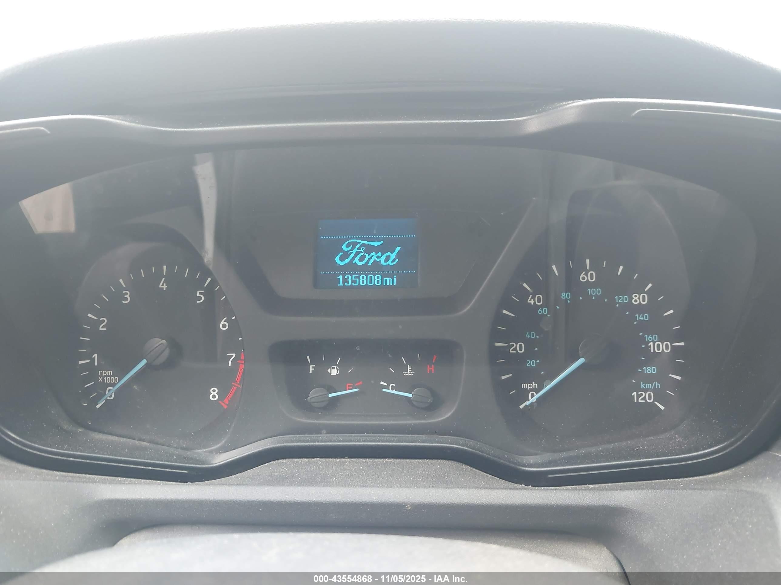 FORD TRANSIT-250 image 7