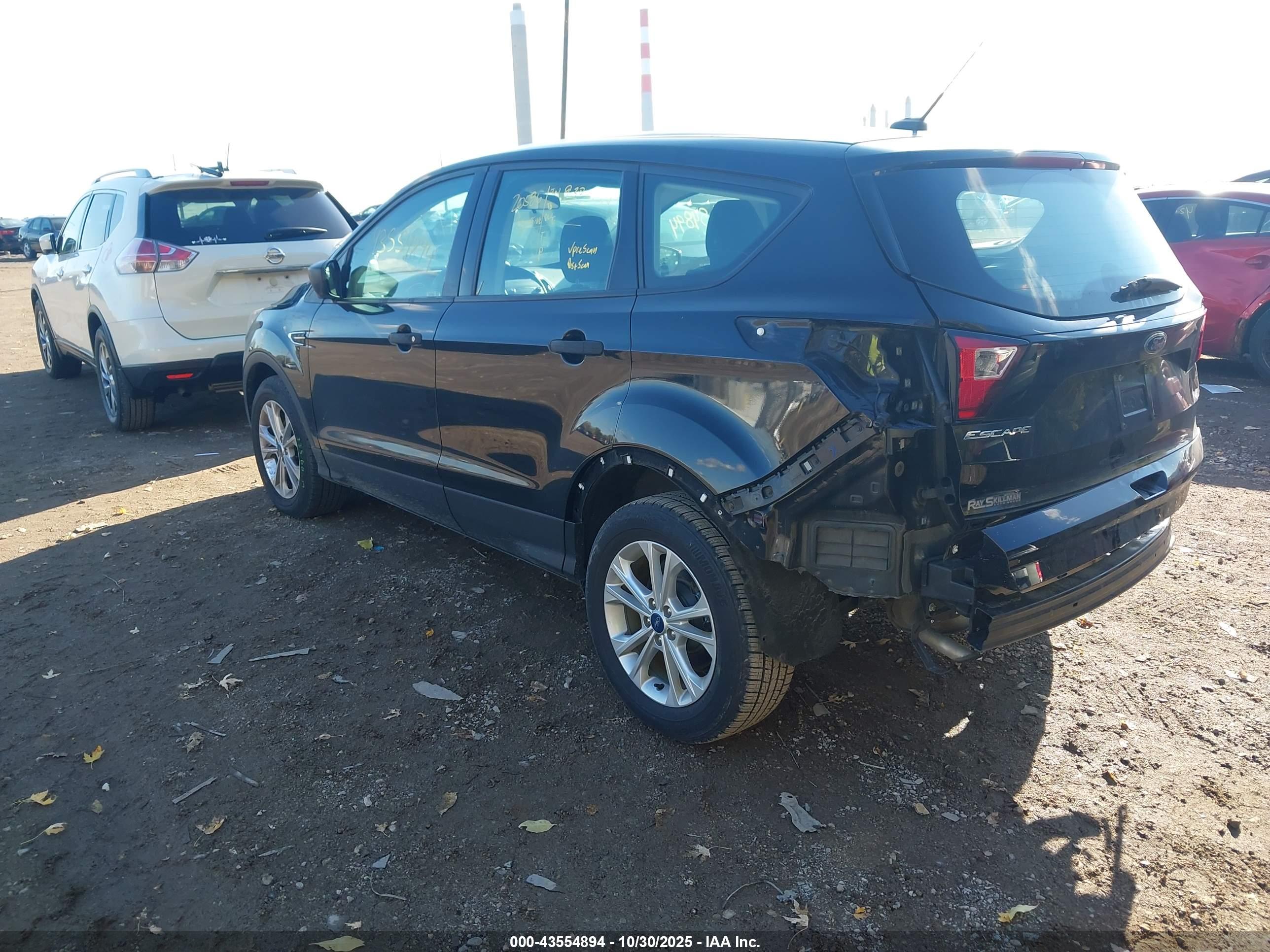 FORD ESCAPE image 3