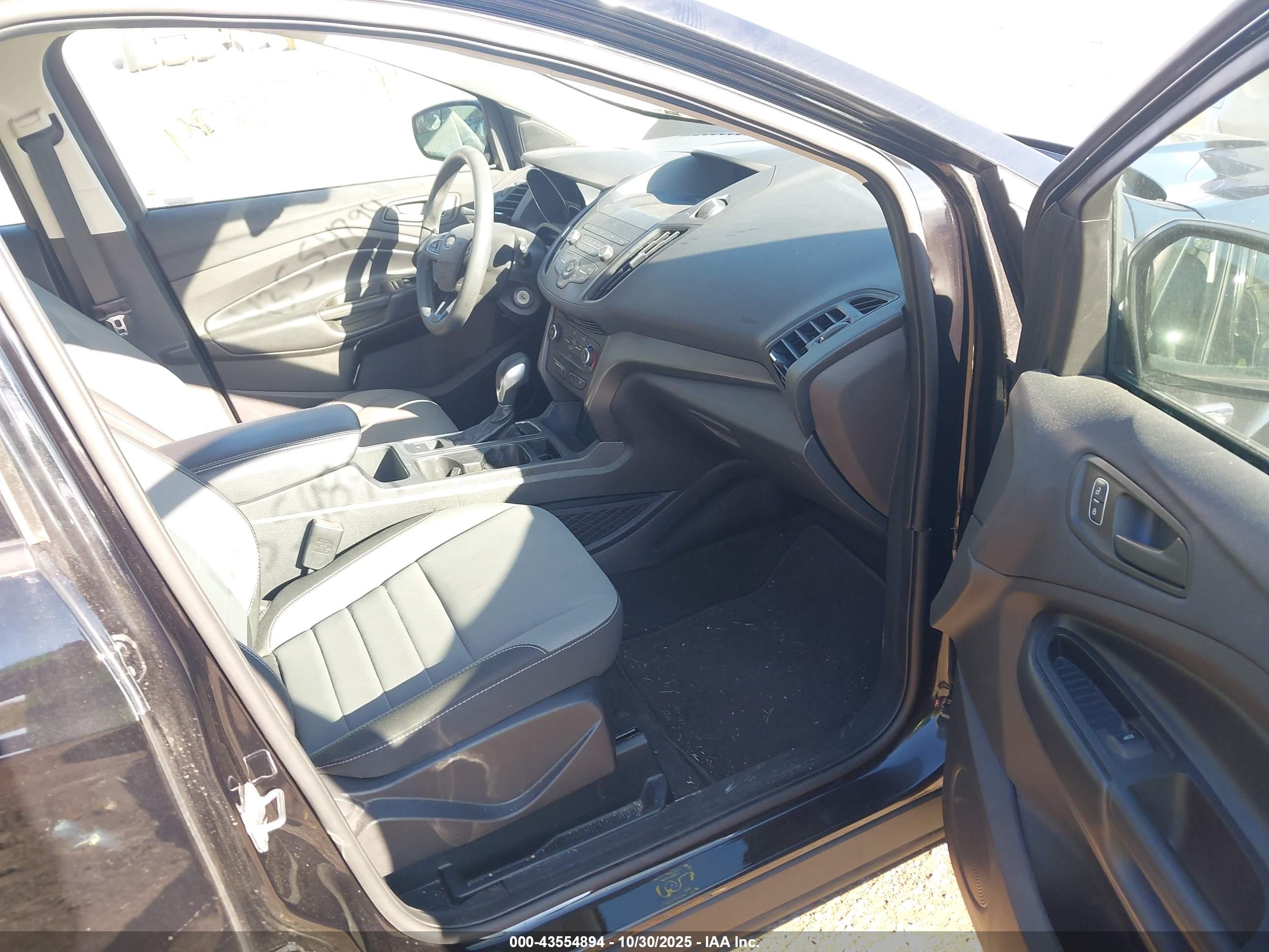 FORD ESCAPE image 5
