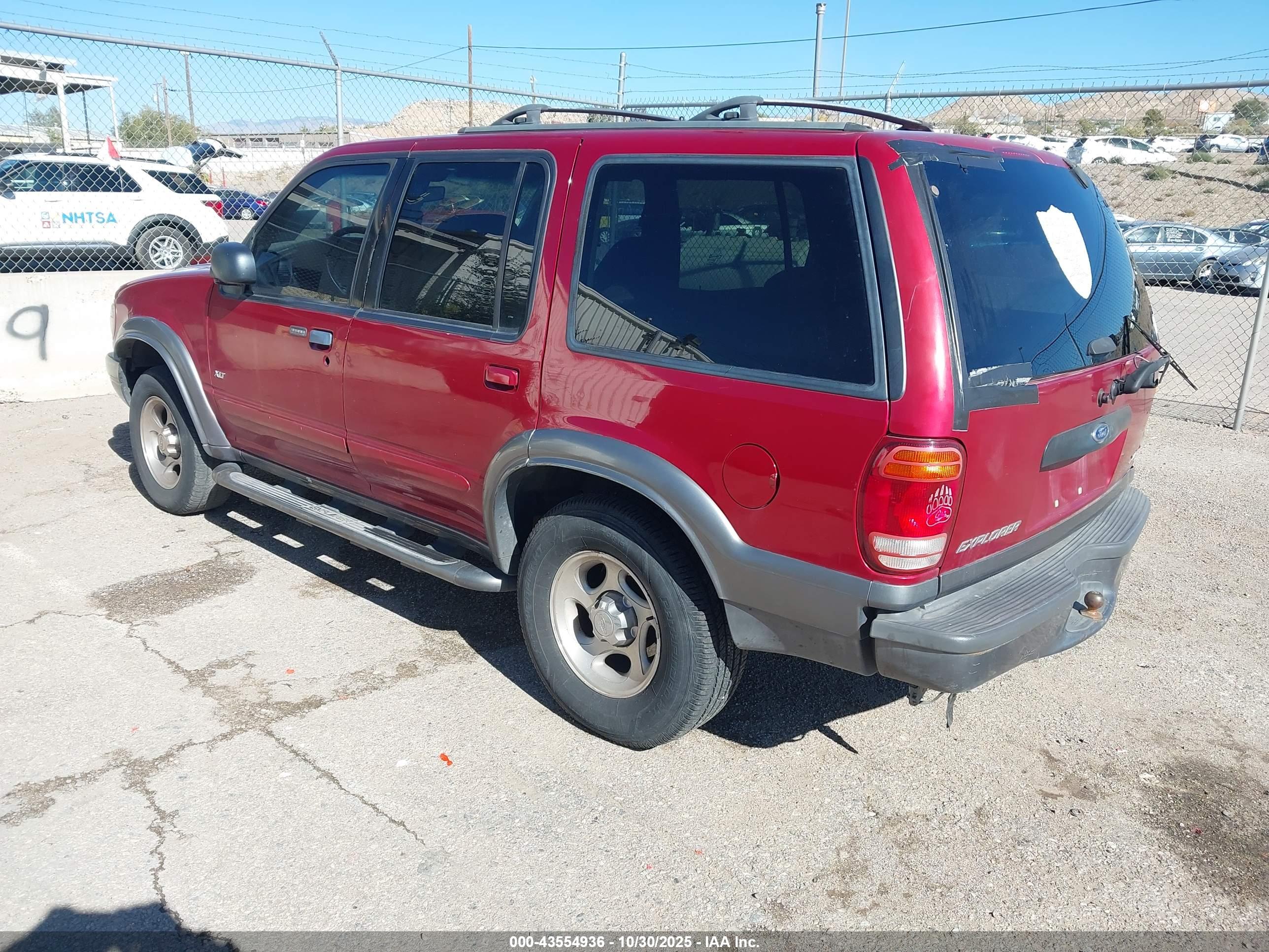 FORD EXPLORER image 3