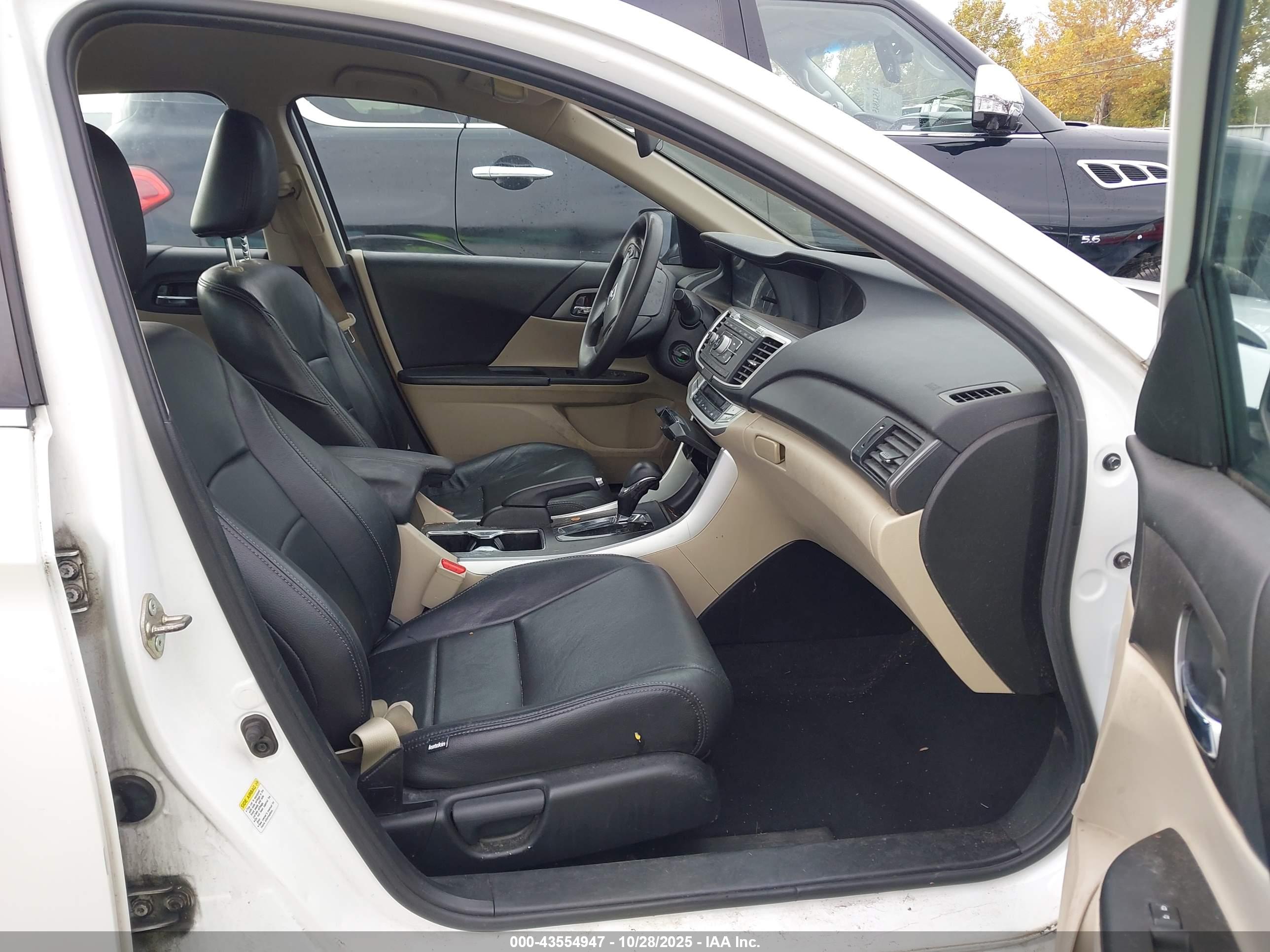 HONDA ACCORD image 5
