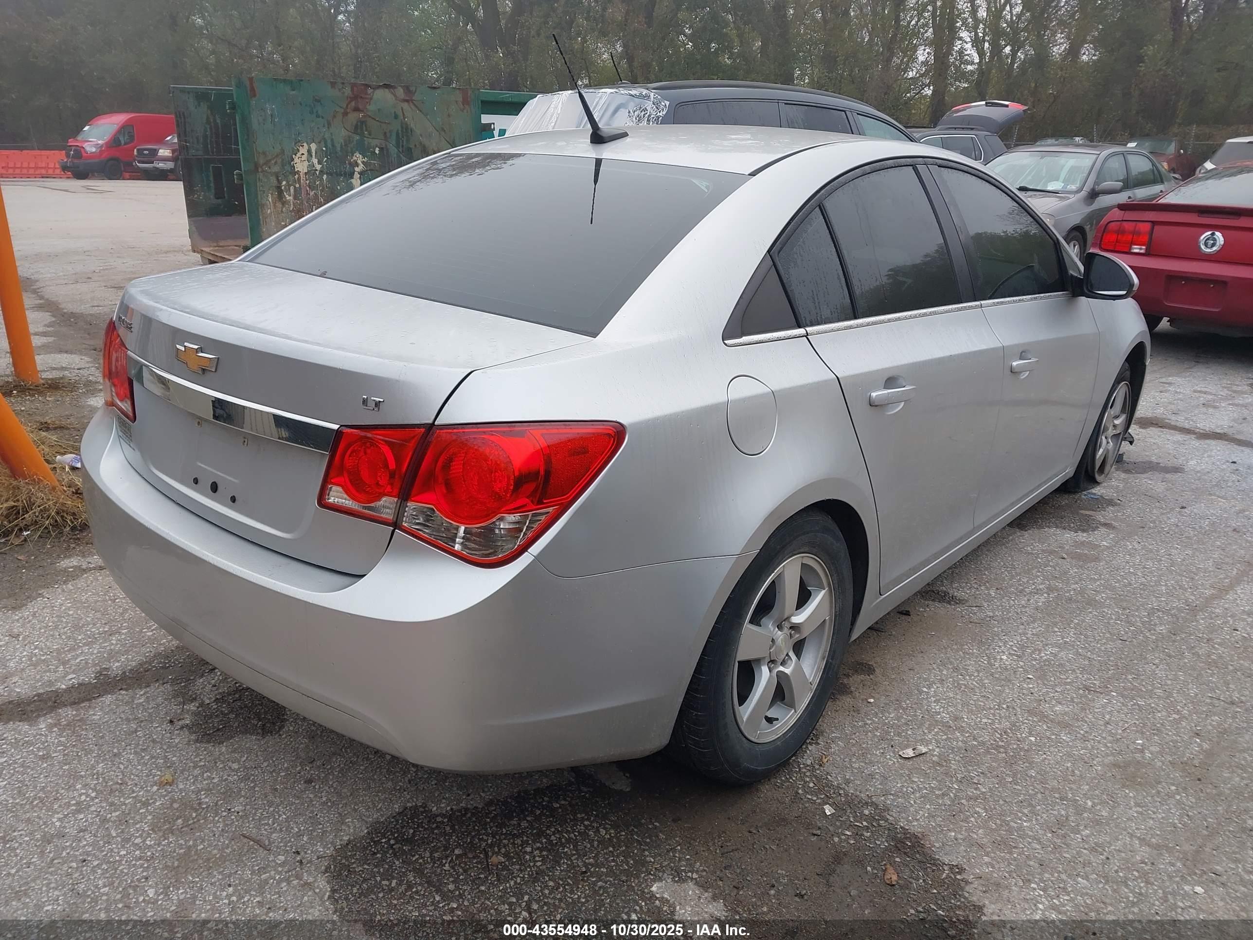 CHEVROLET CRUZE image 4