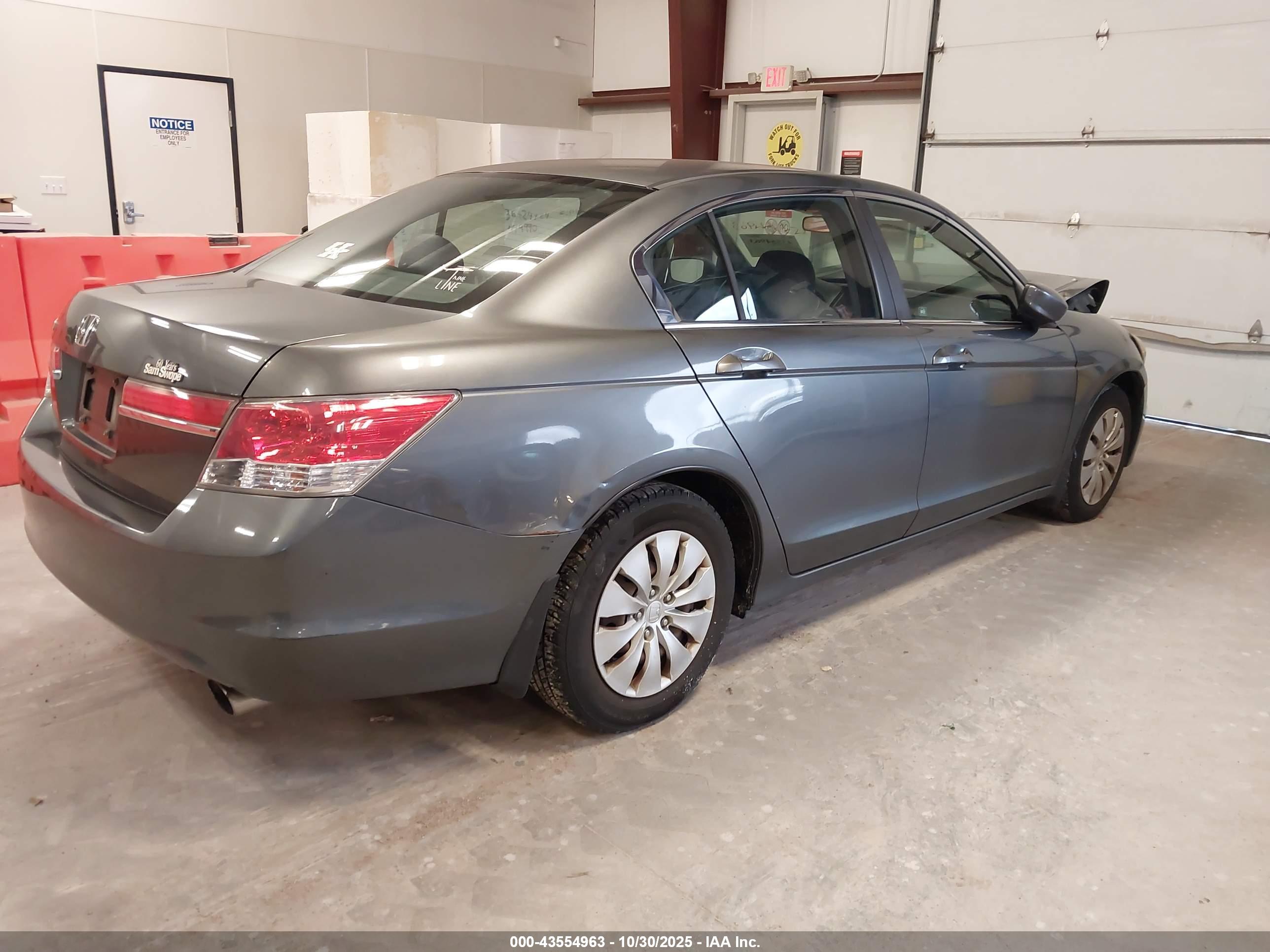 HONDA ACCORD image 4
