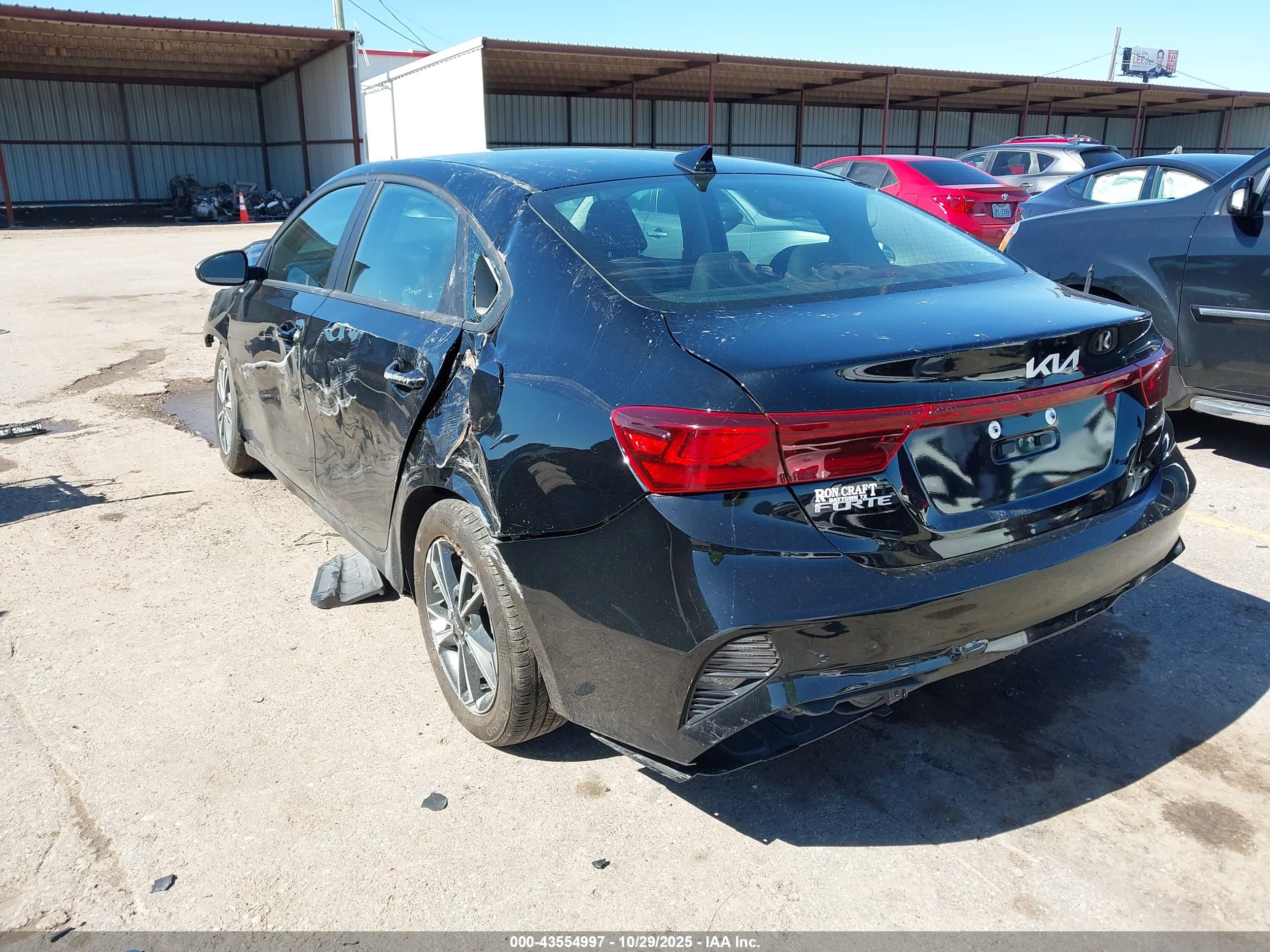 KIA FORTE image 3
