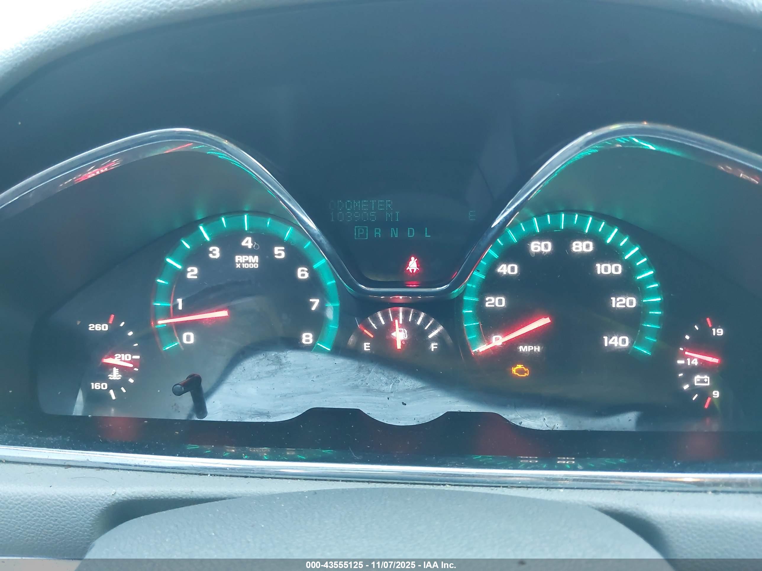 CHEVROLET TRAVERSE image 7