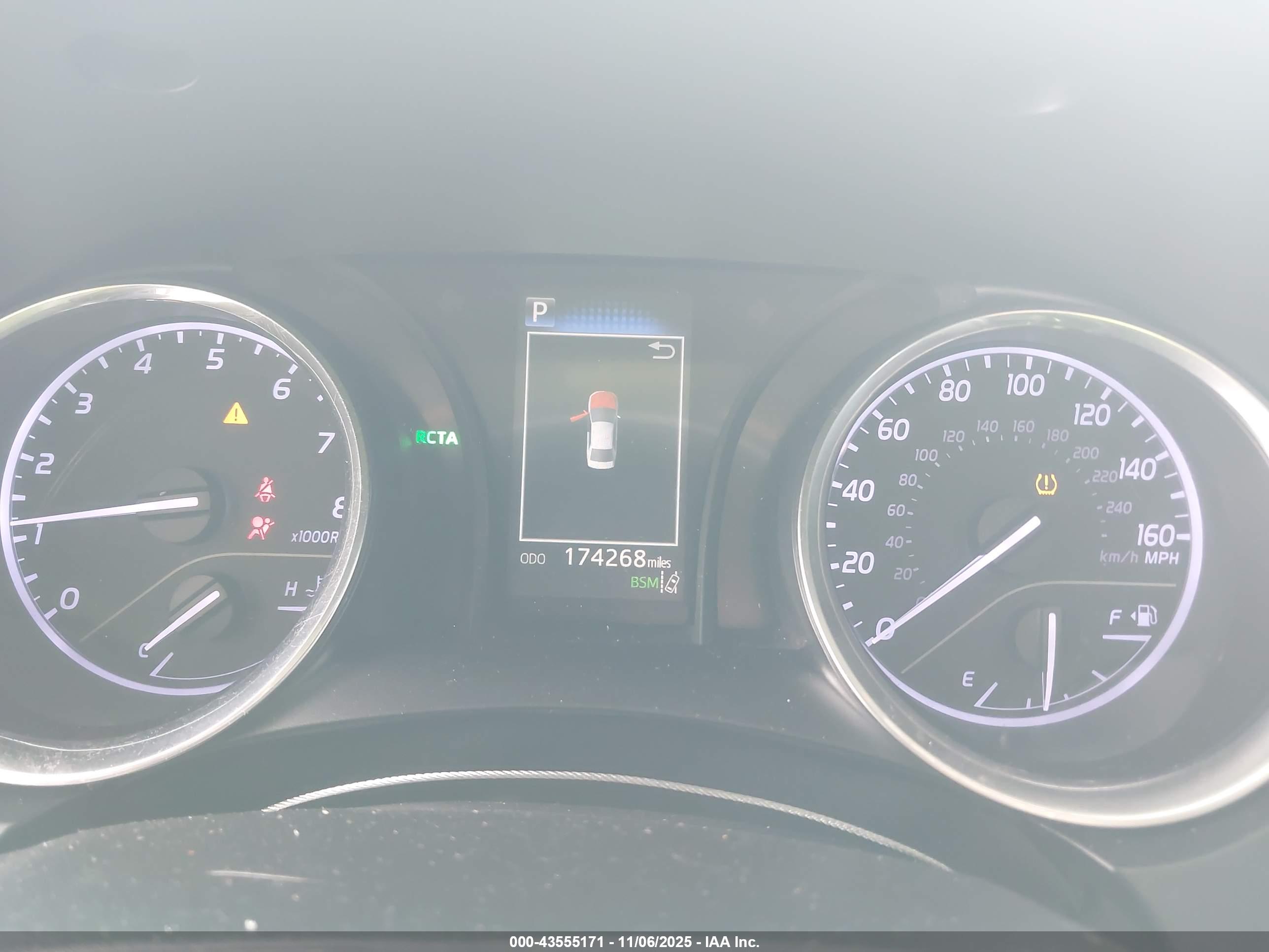 TOYOTA CAMRY image 7