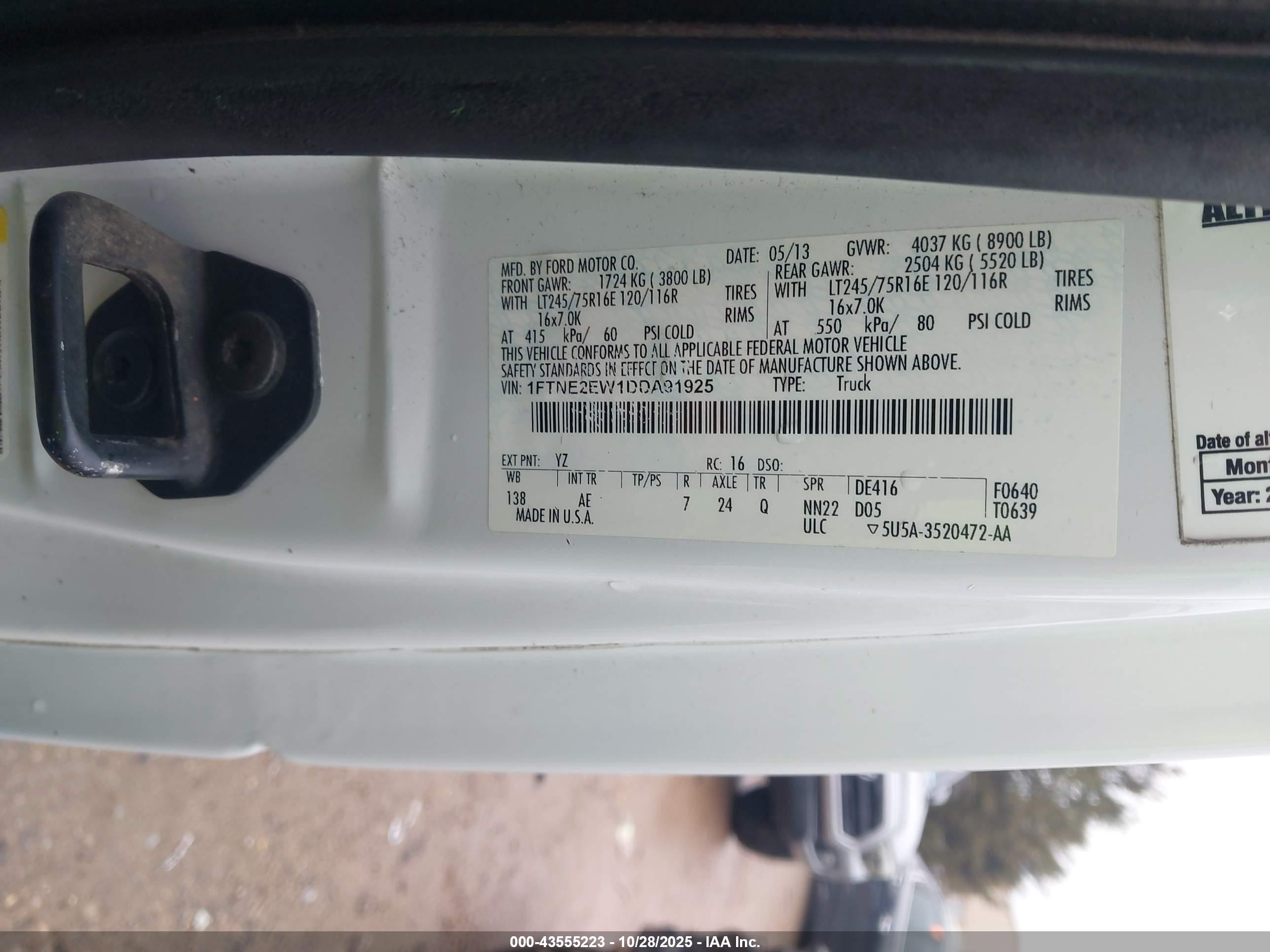 FORD E-250 image 9