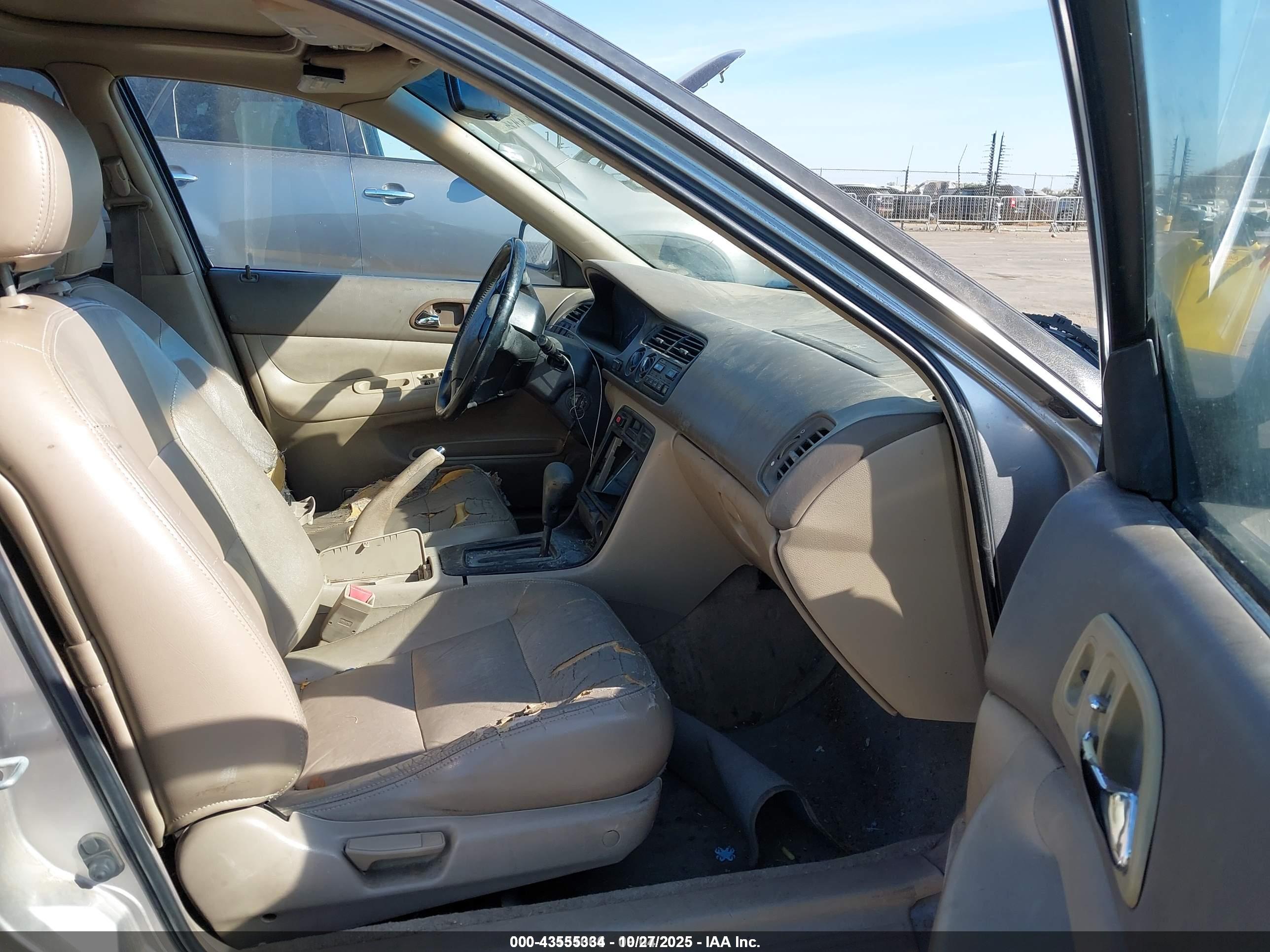 HONDA ACCORD image 5
