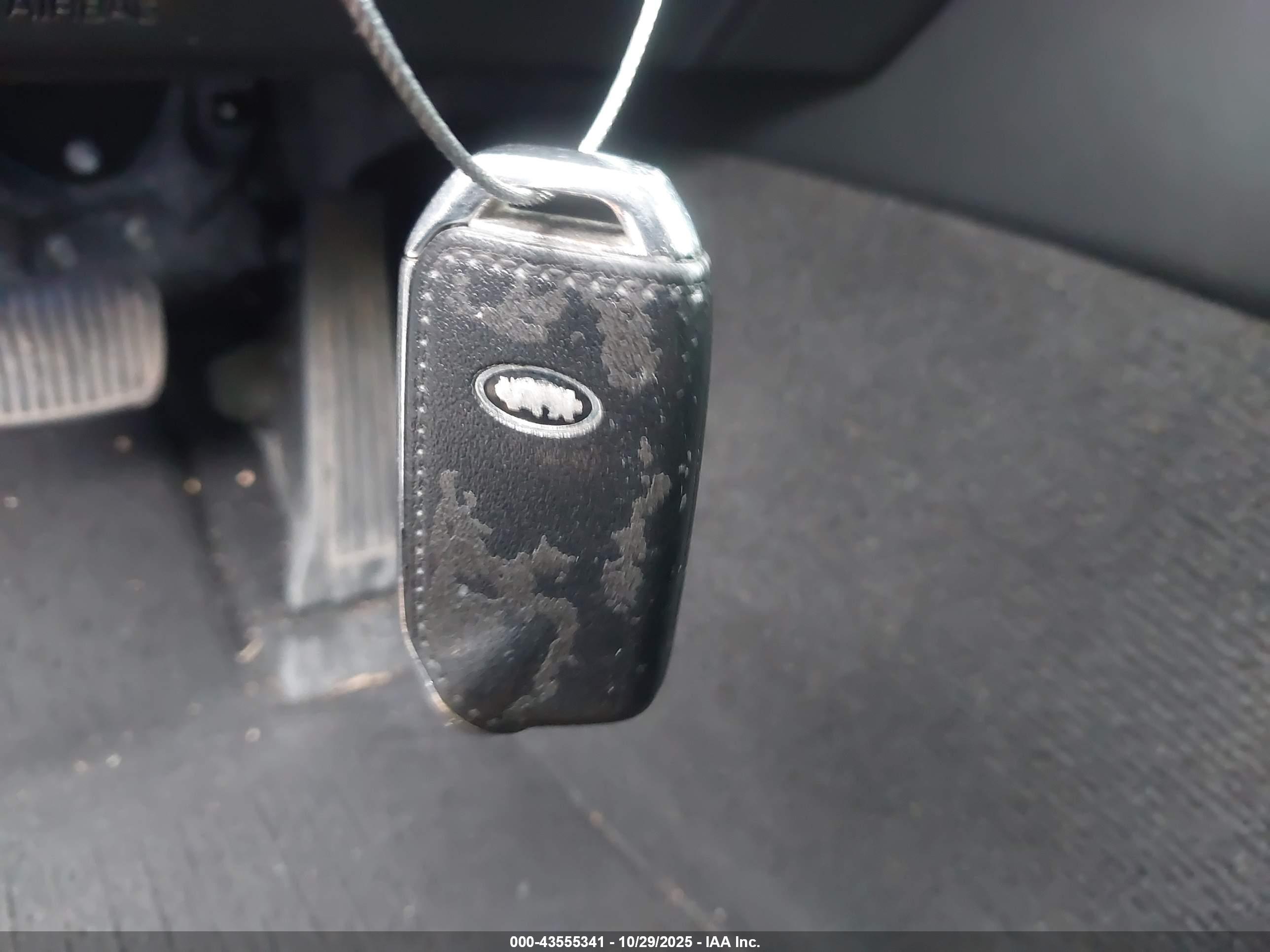 KIA STINGER image 11
