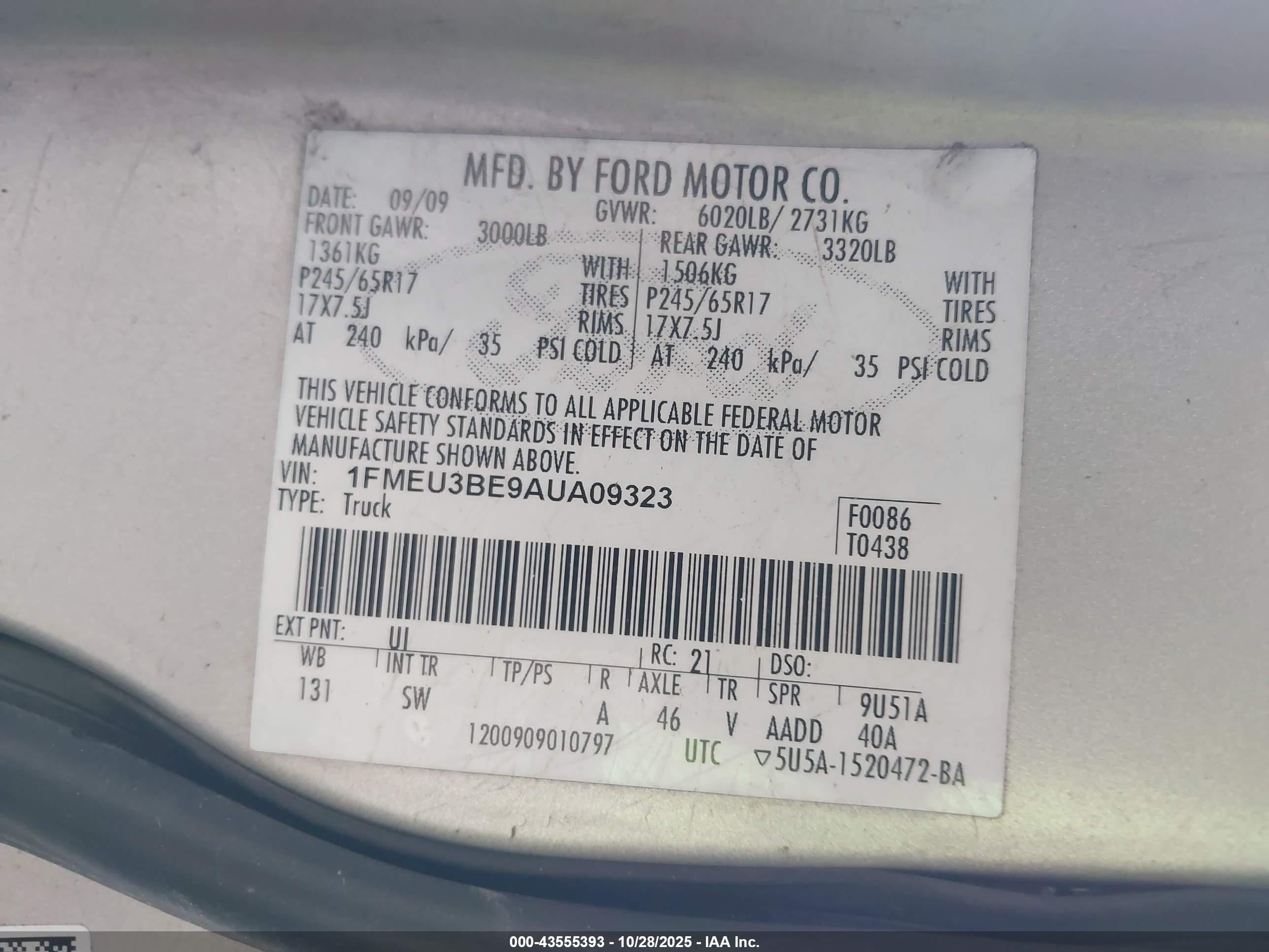 FORD EXPLORER image 9