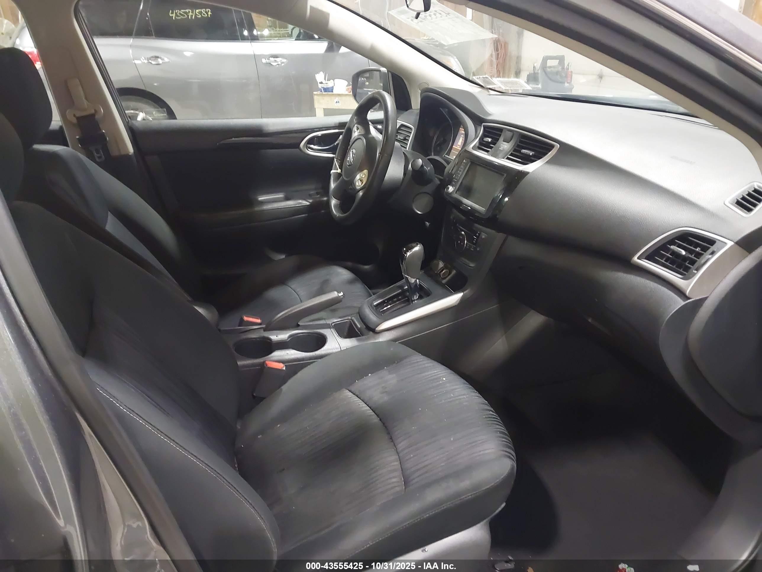 NISSAN SENTRA image 5