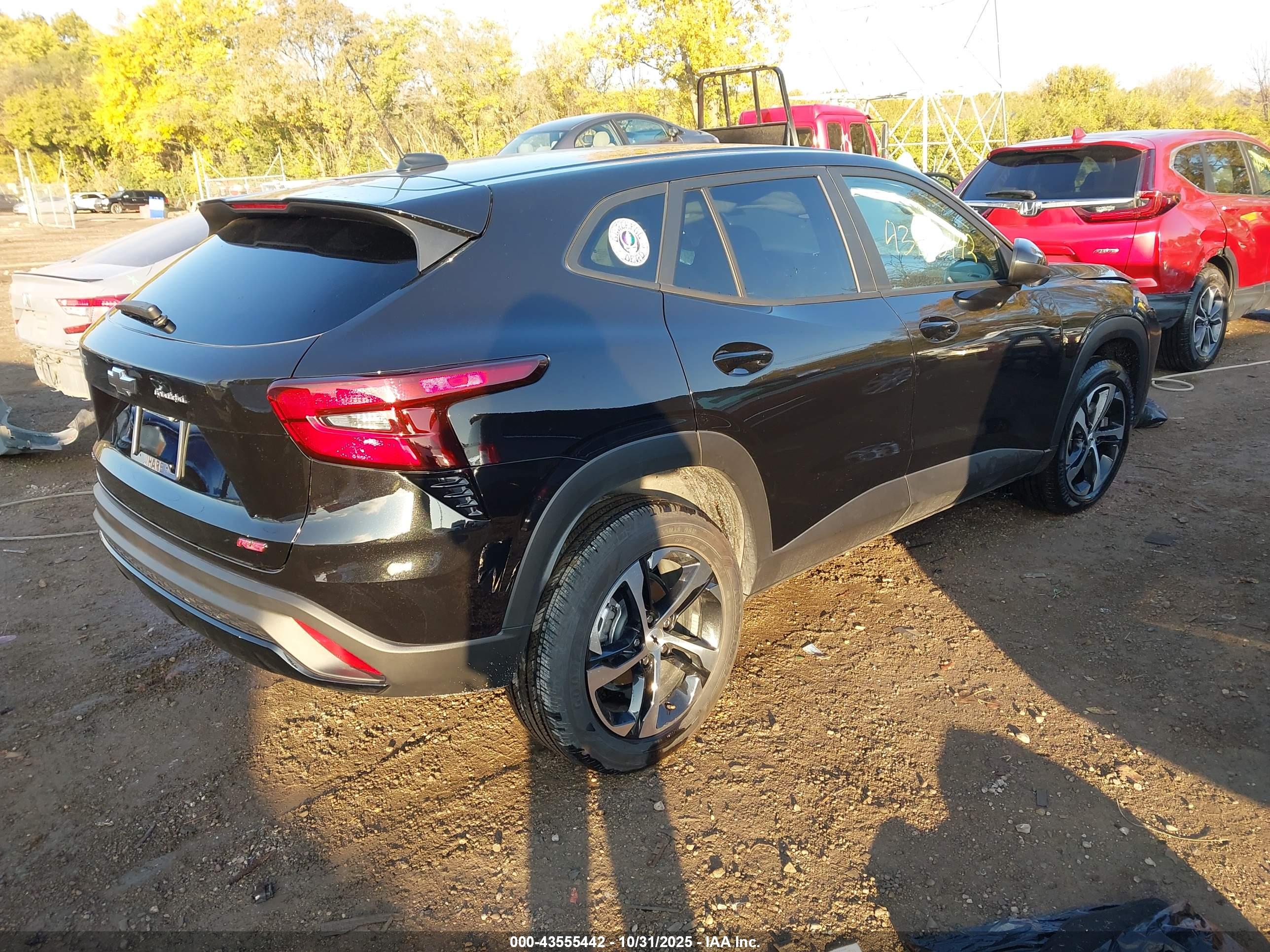 CHEVROLET TRAX image 4