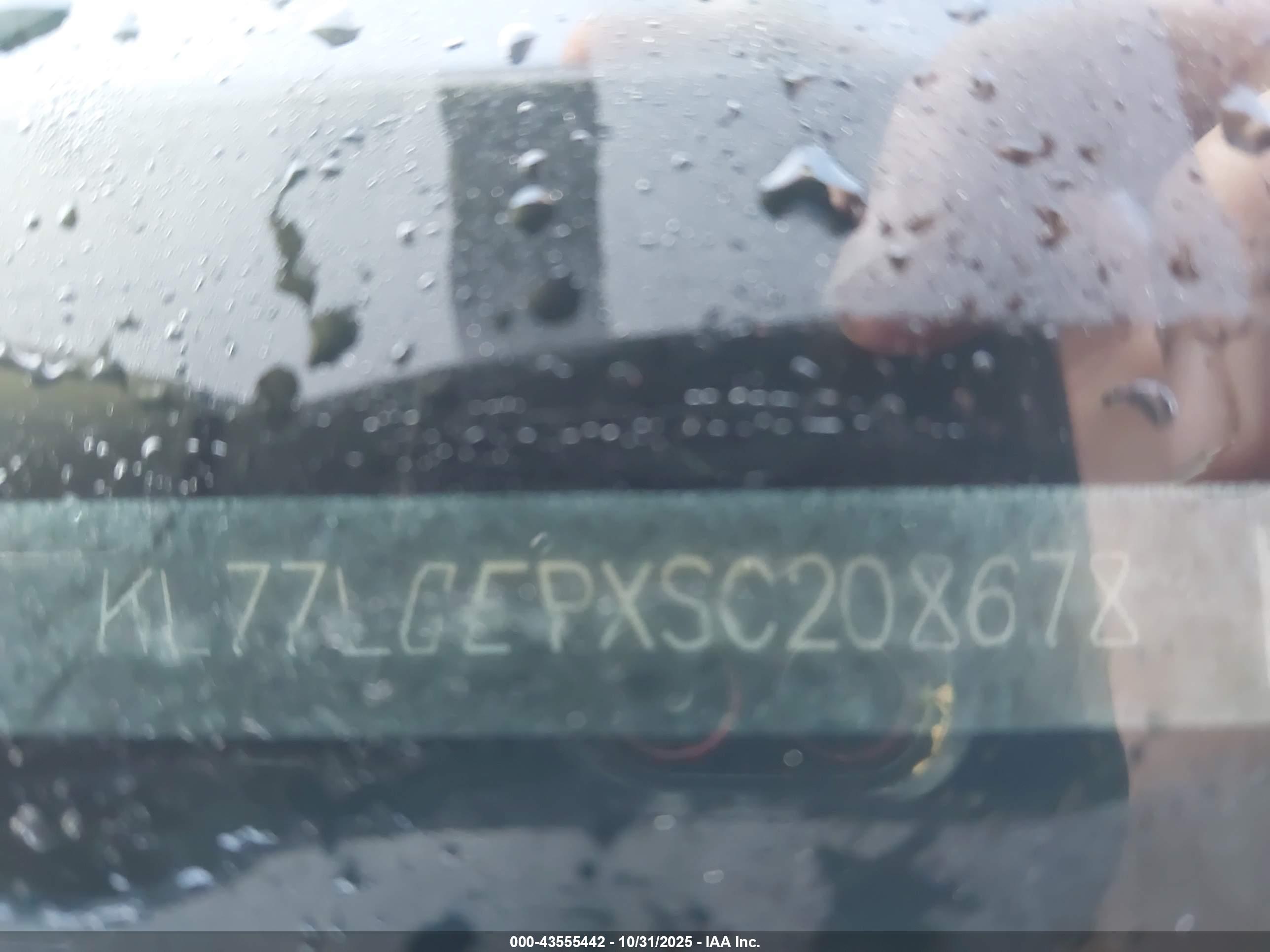 CHEVROLET TRAX image 9