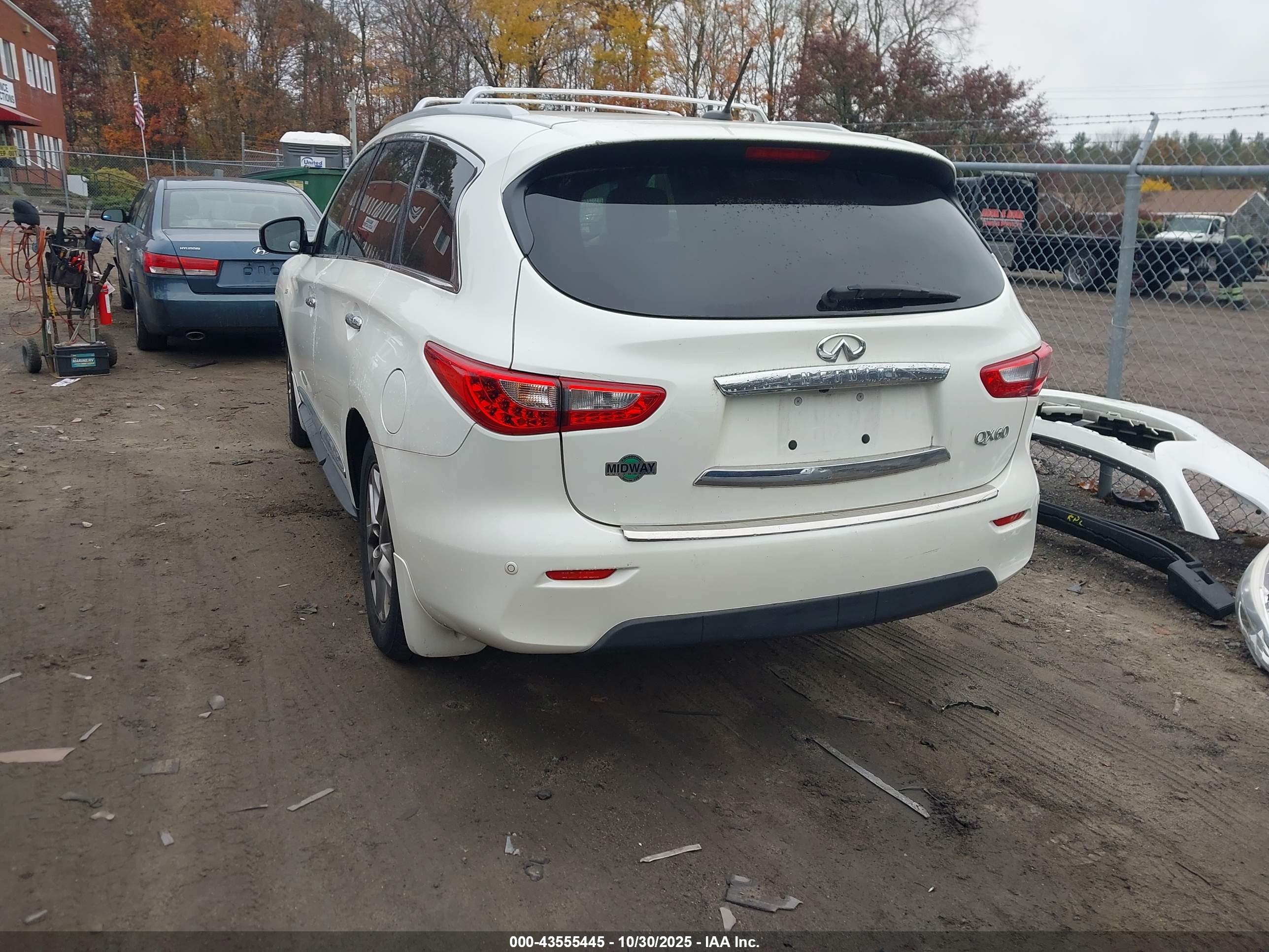 INFINITI QX60 image 3