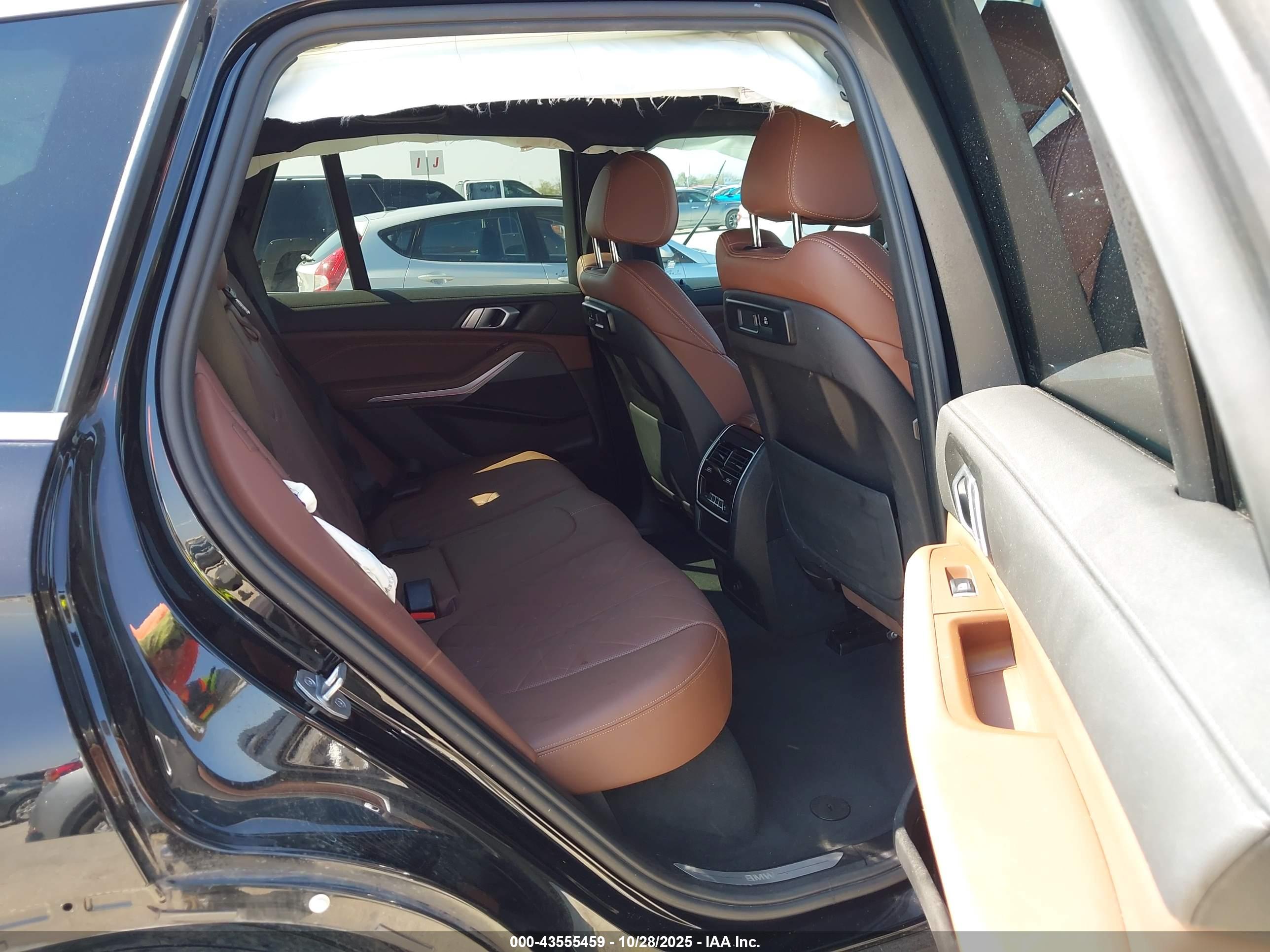 BMW X5 image 8