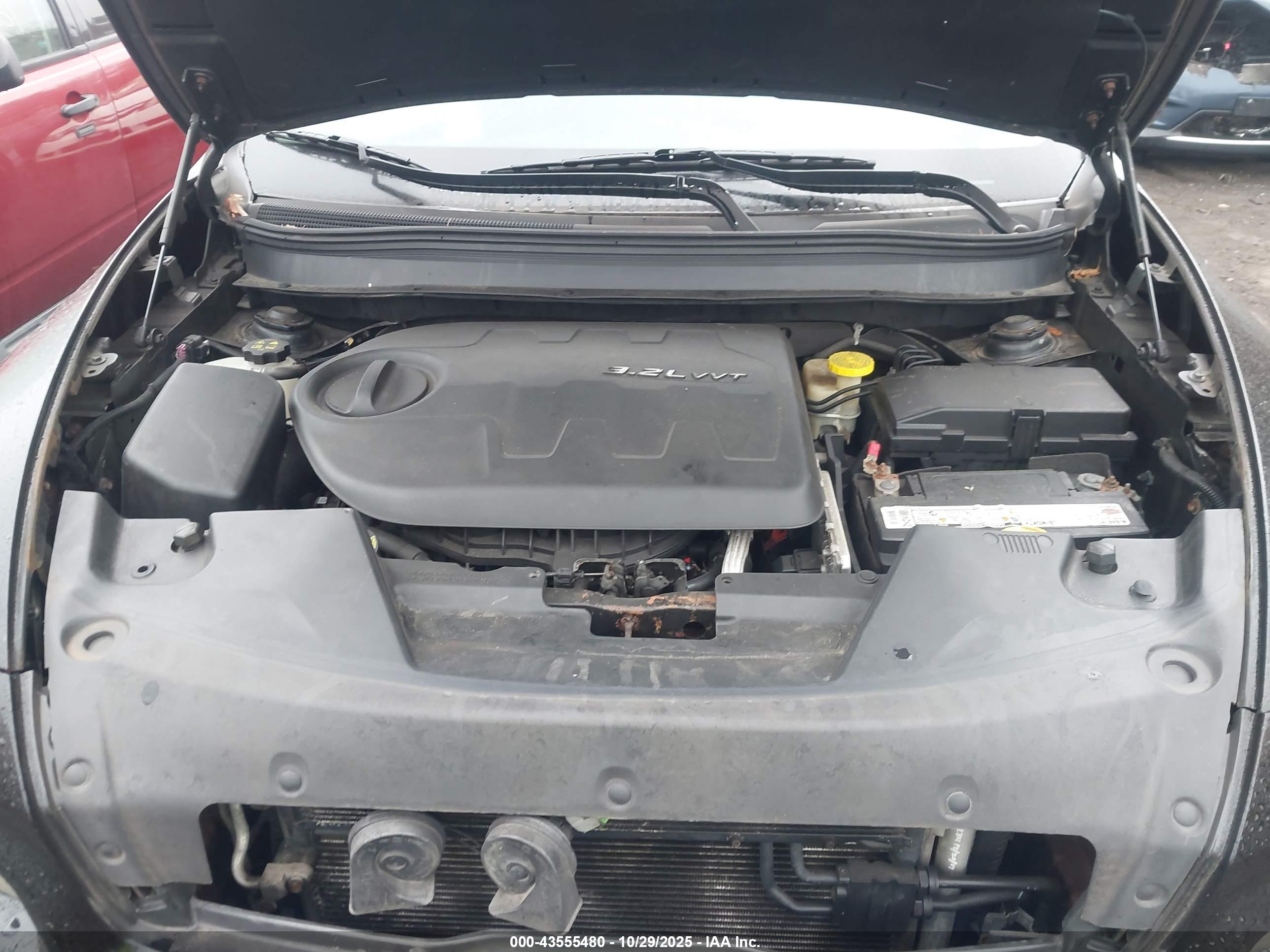 JEEP CHEROKEE image 10