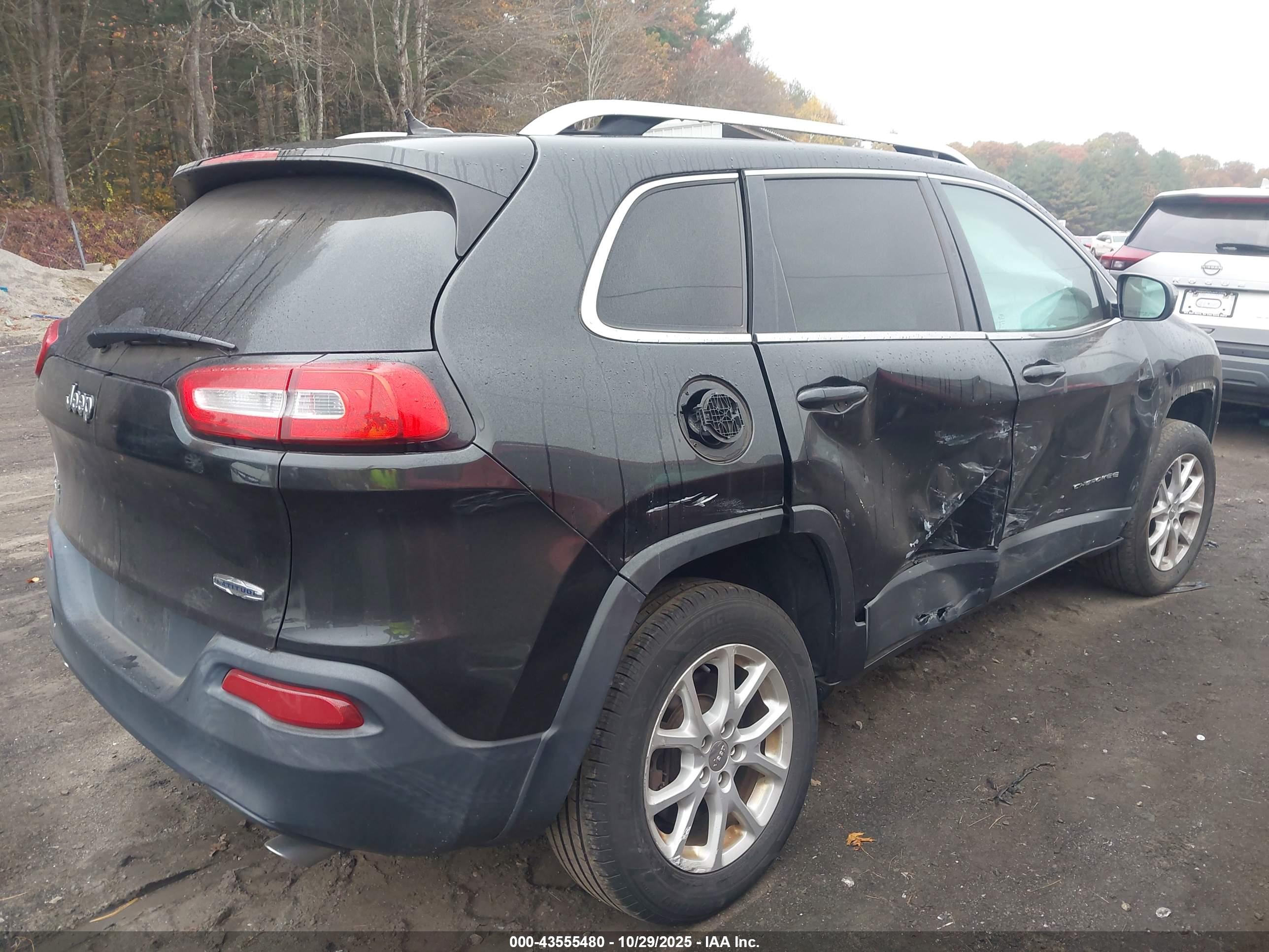 JEEP CHEROKEE image 4