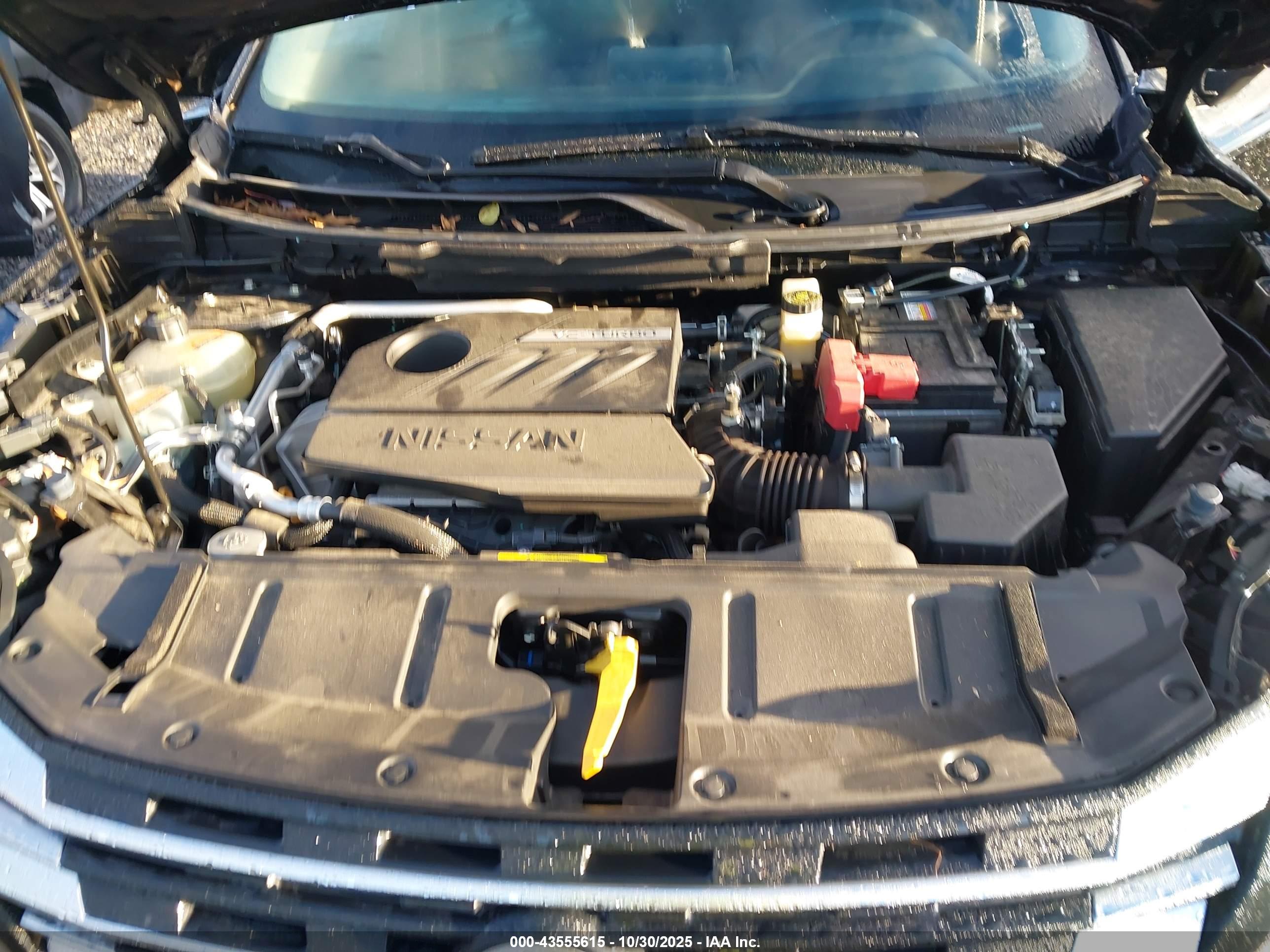 NISSAN ROGUE image 10