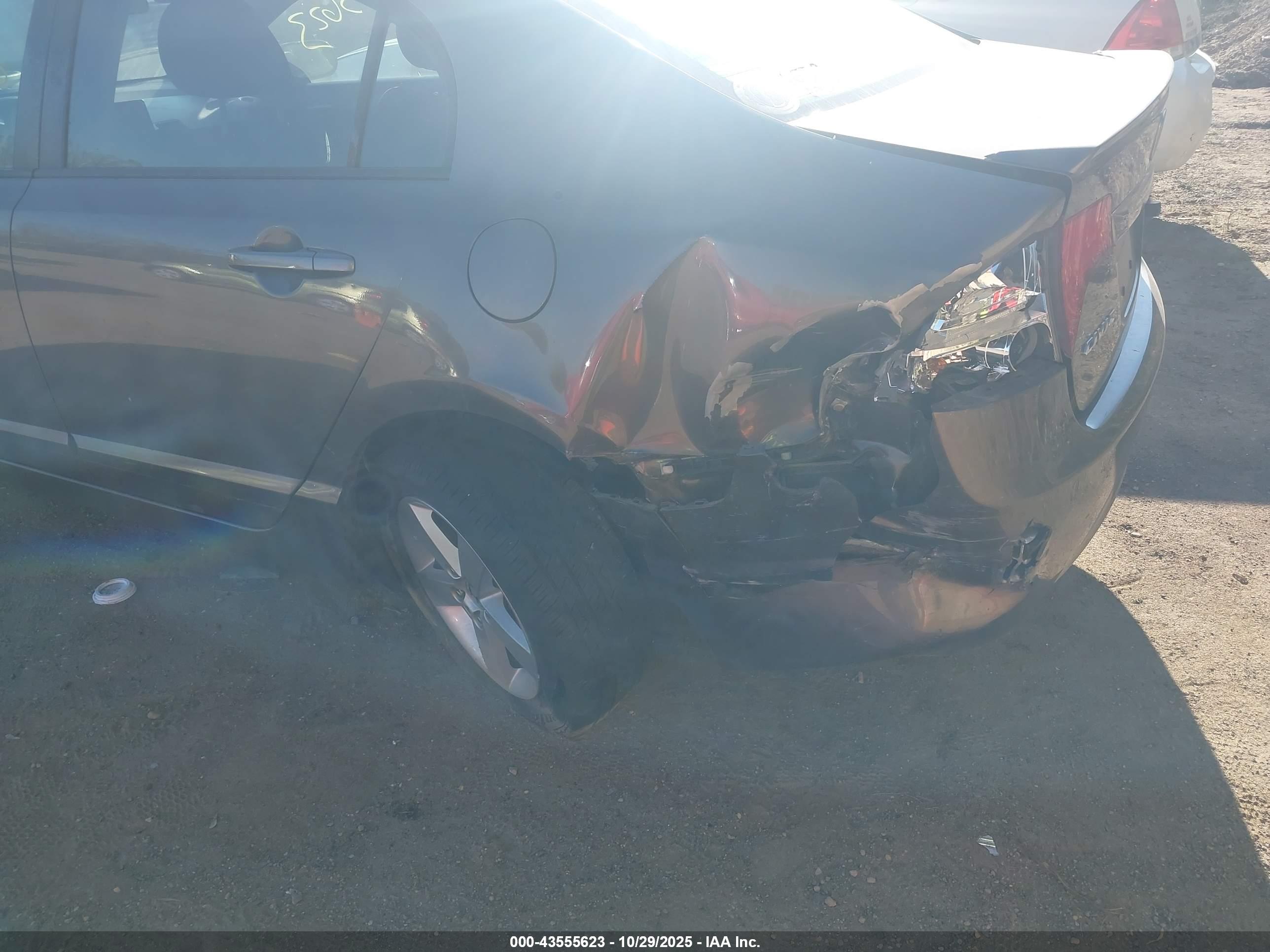 HONDA CIVIC image 6