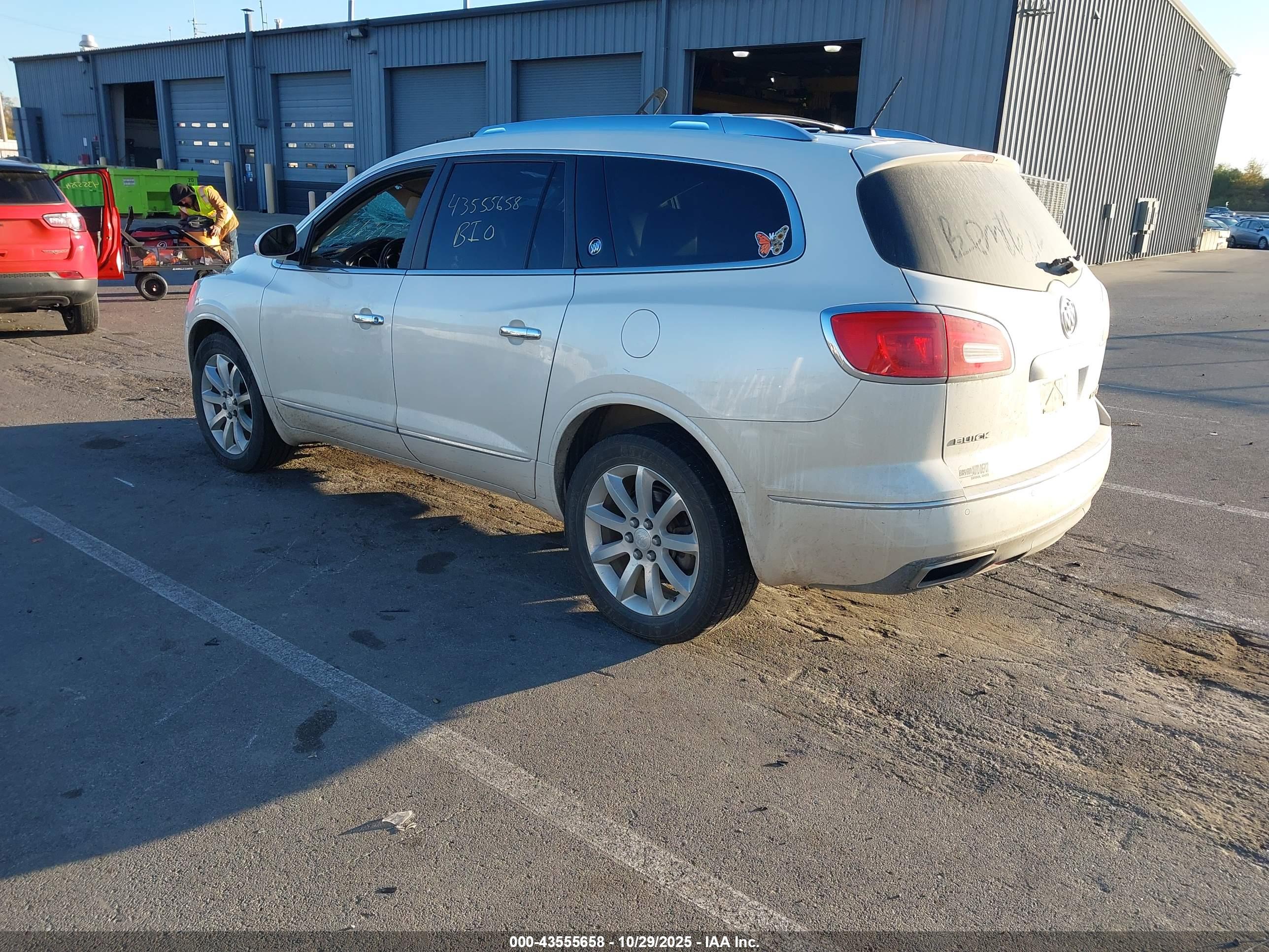 BUICK ENCLAVE image 3