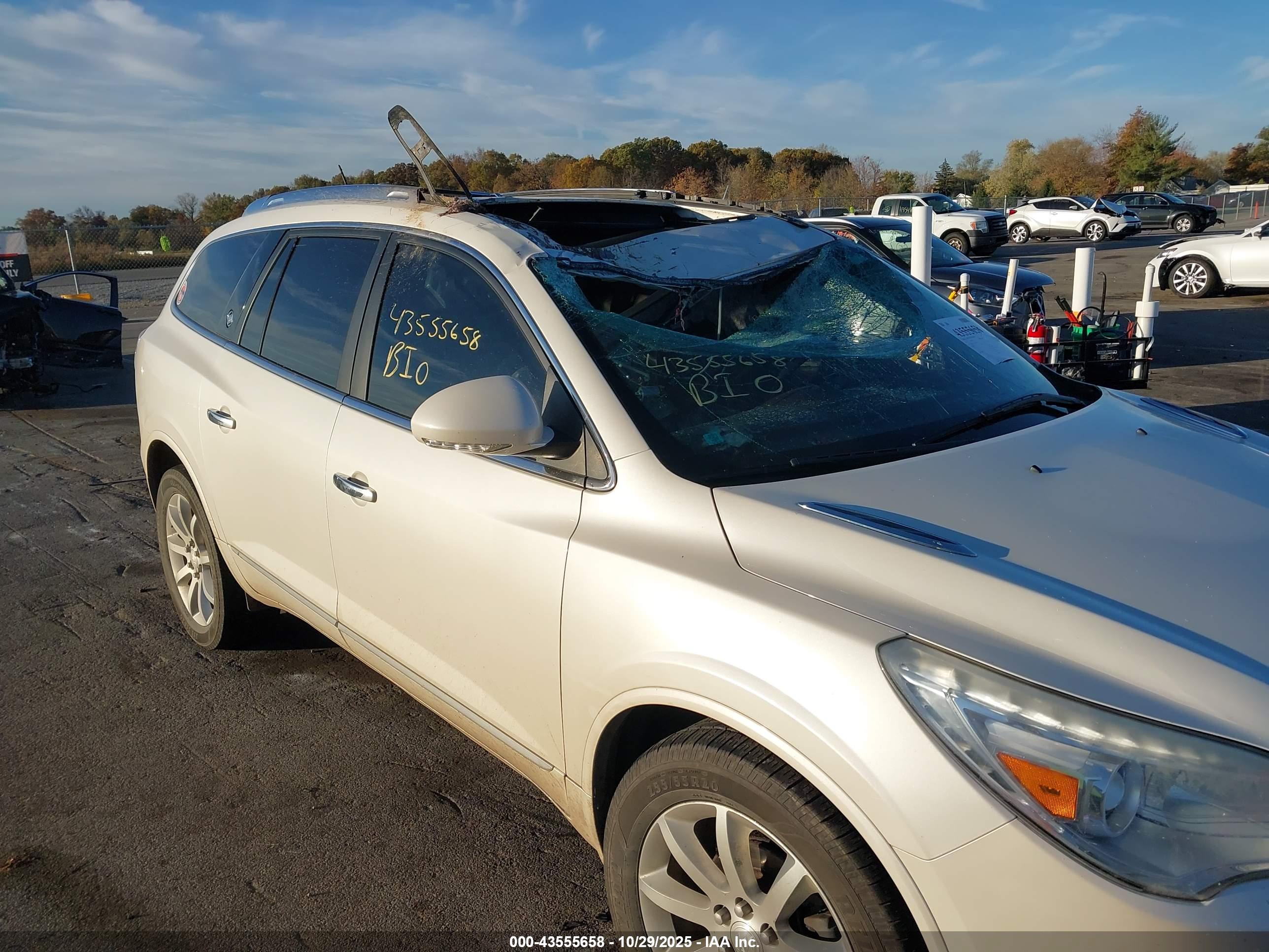 BUICK ENCLAVE image 6