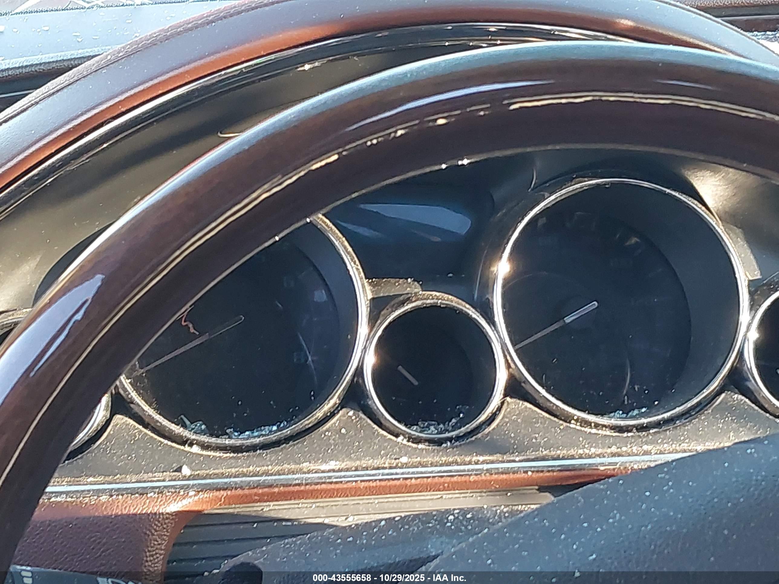 BUICK ENCLAVE image 7