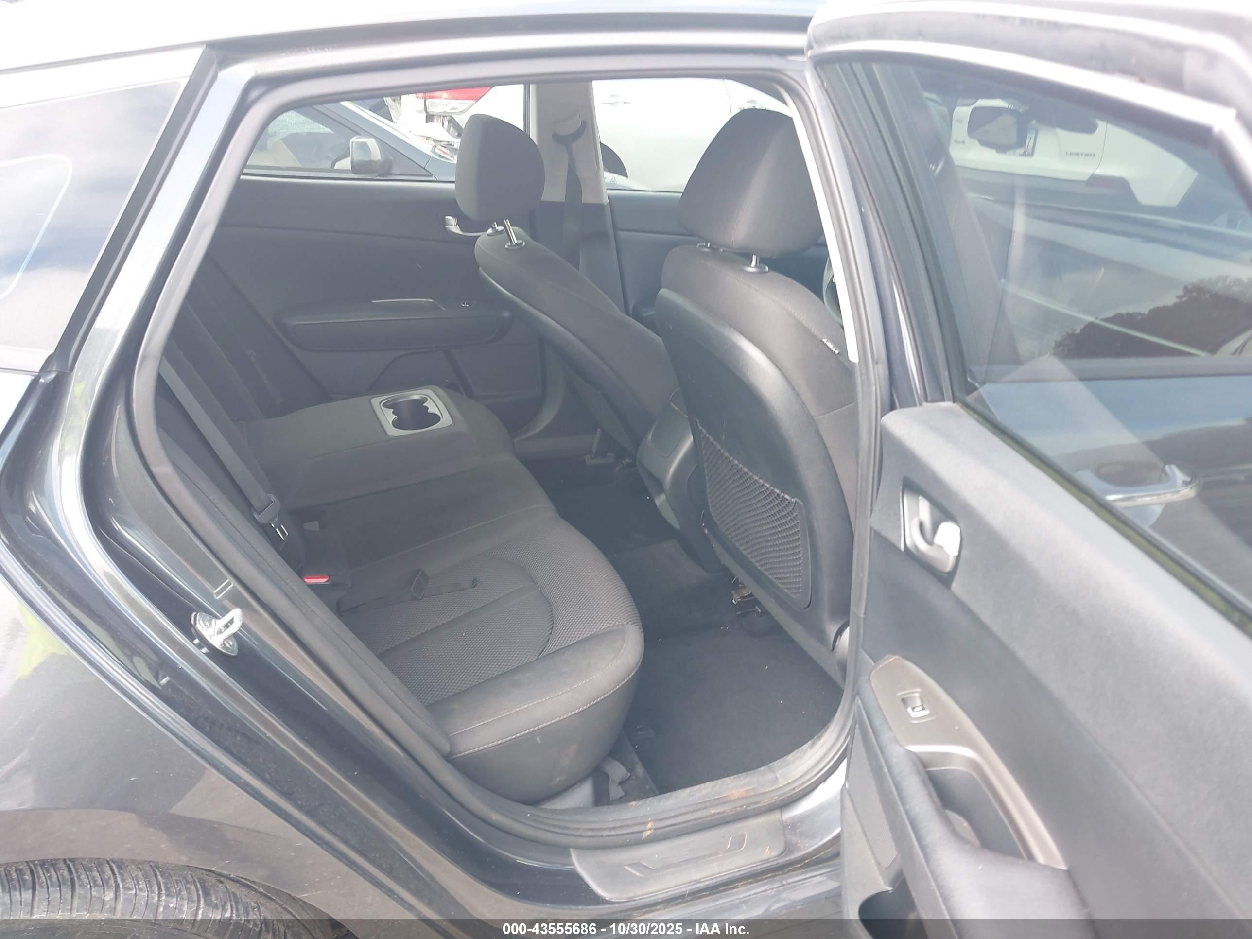 KIA OPTIMA image 8