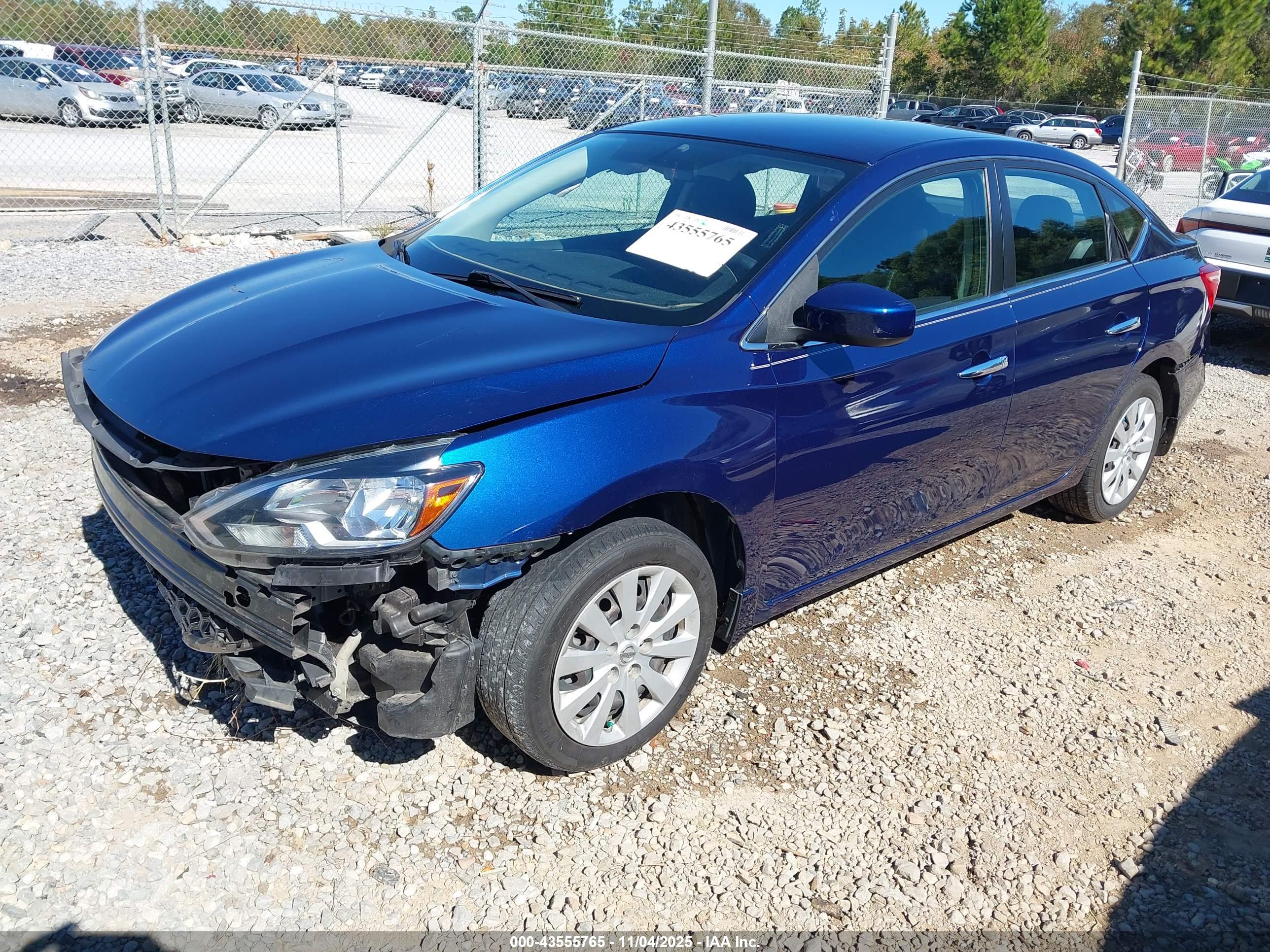 NISSAN SENTRA image 2