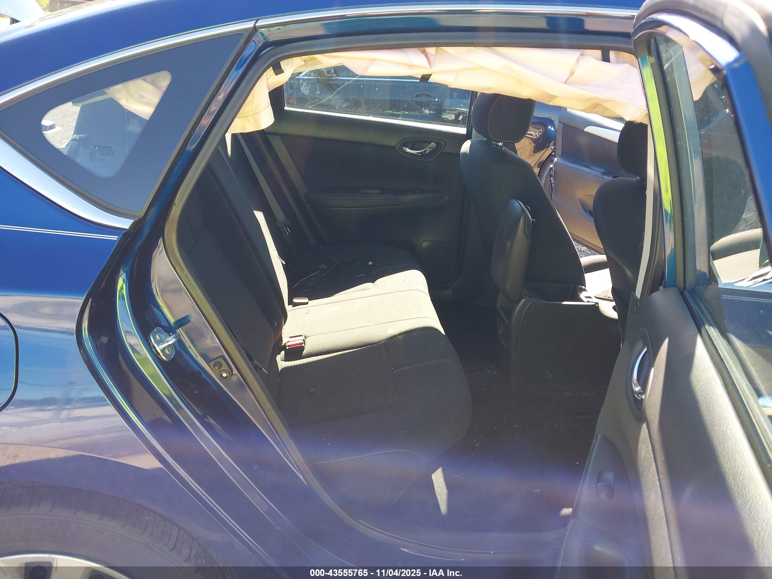 NISSAN SENTRA image 8