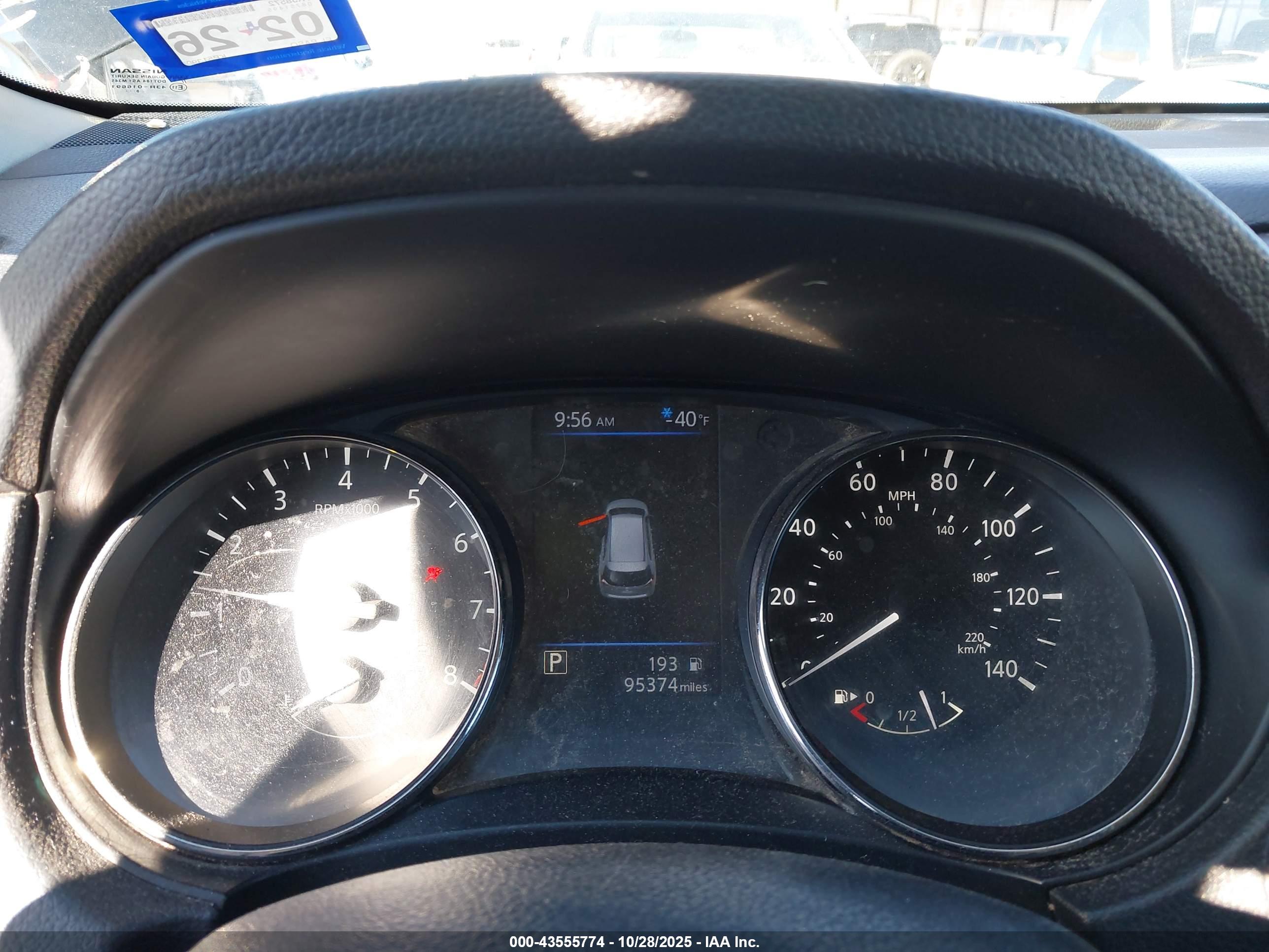 NISSAN ROGUE image 7