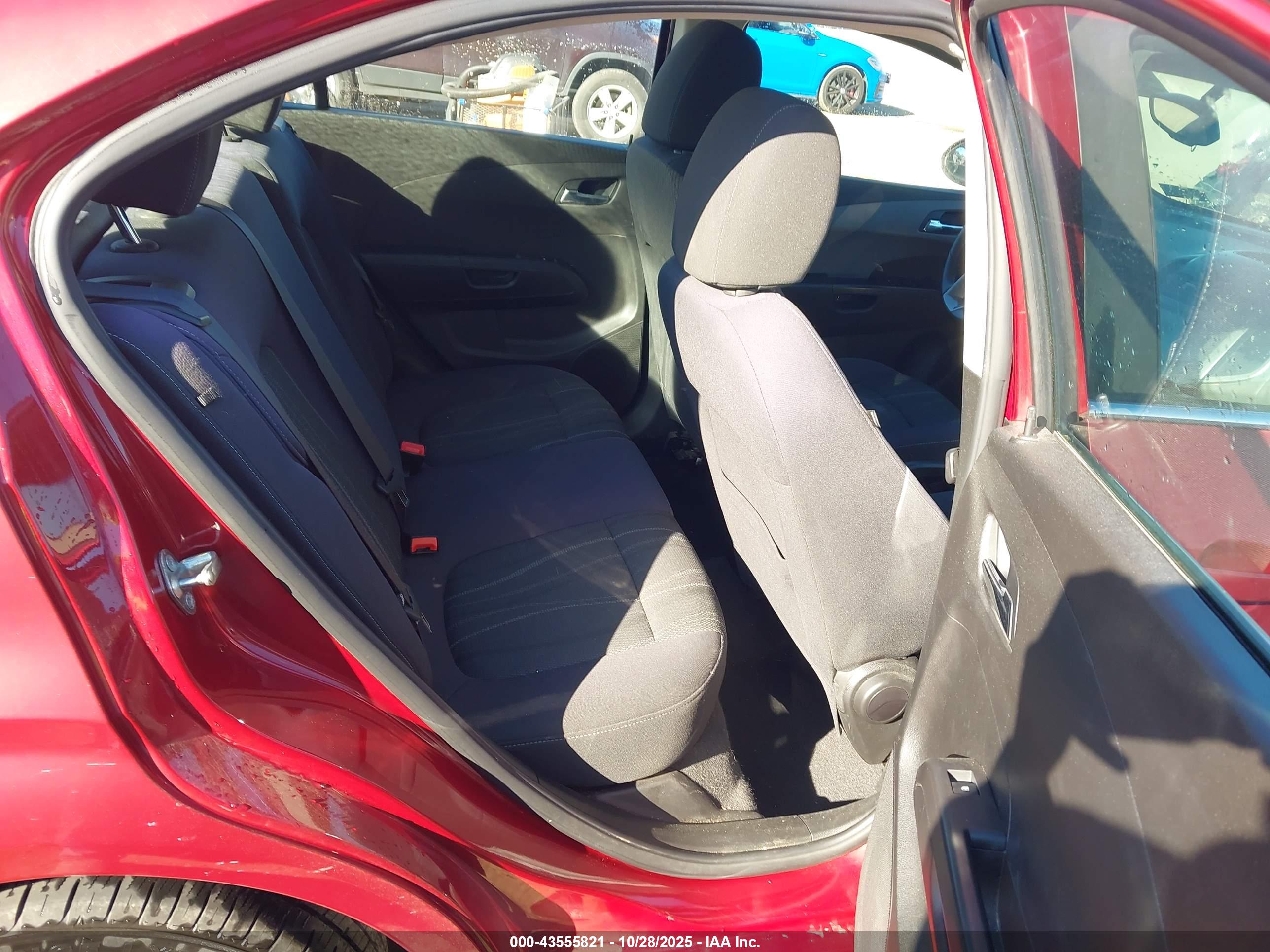 CHEVROLET SONIC image 8
