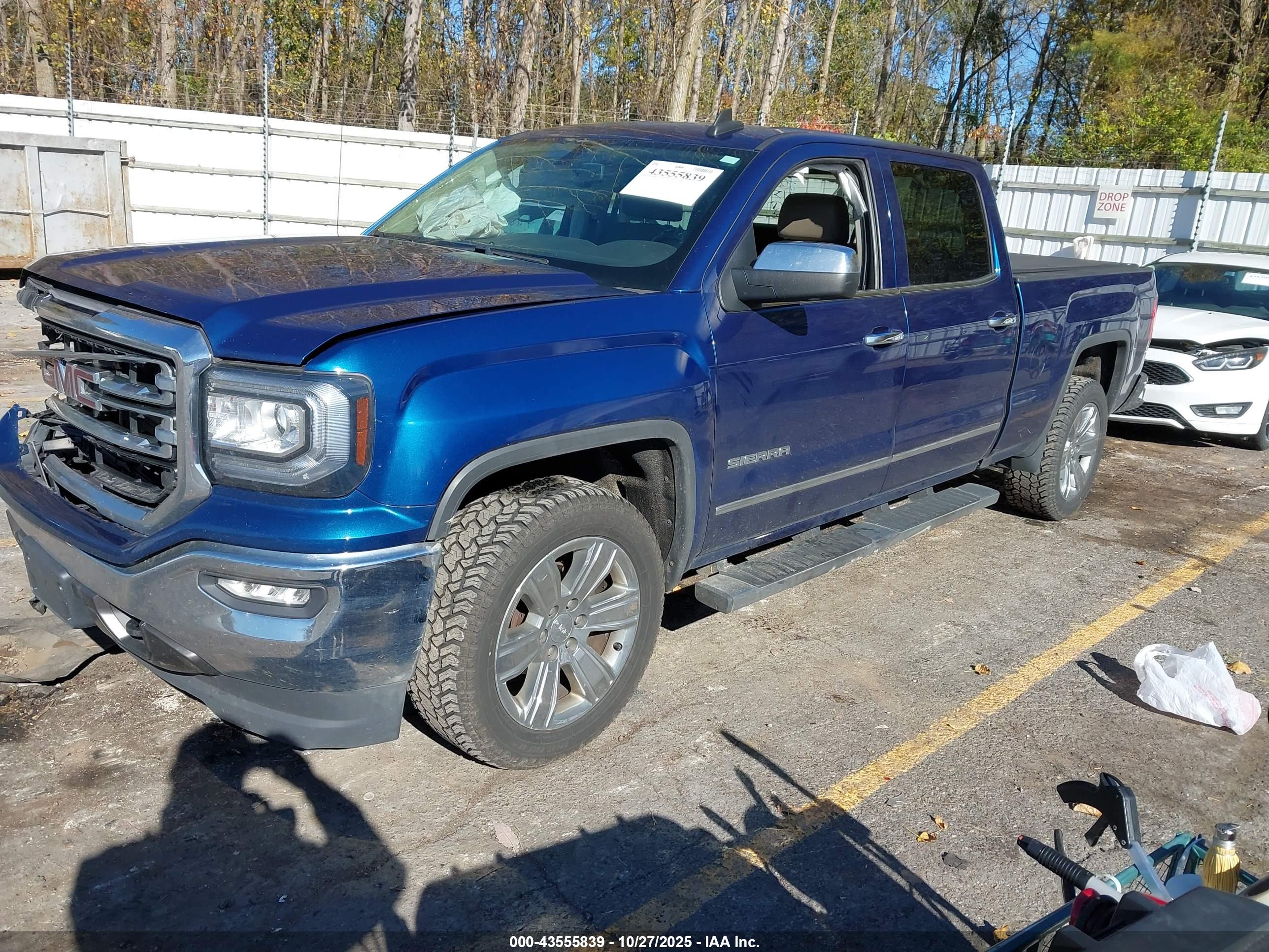 GMC SIERRA image 2