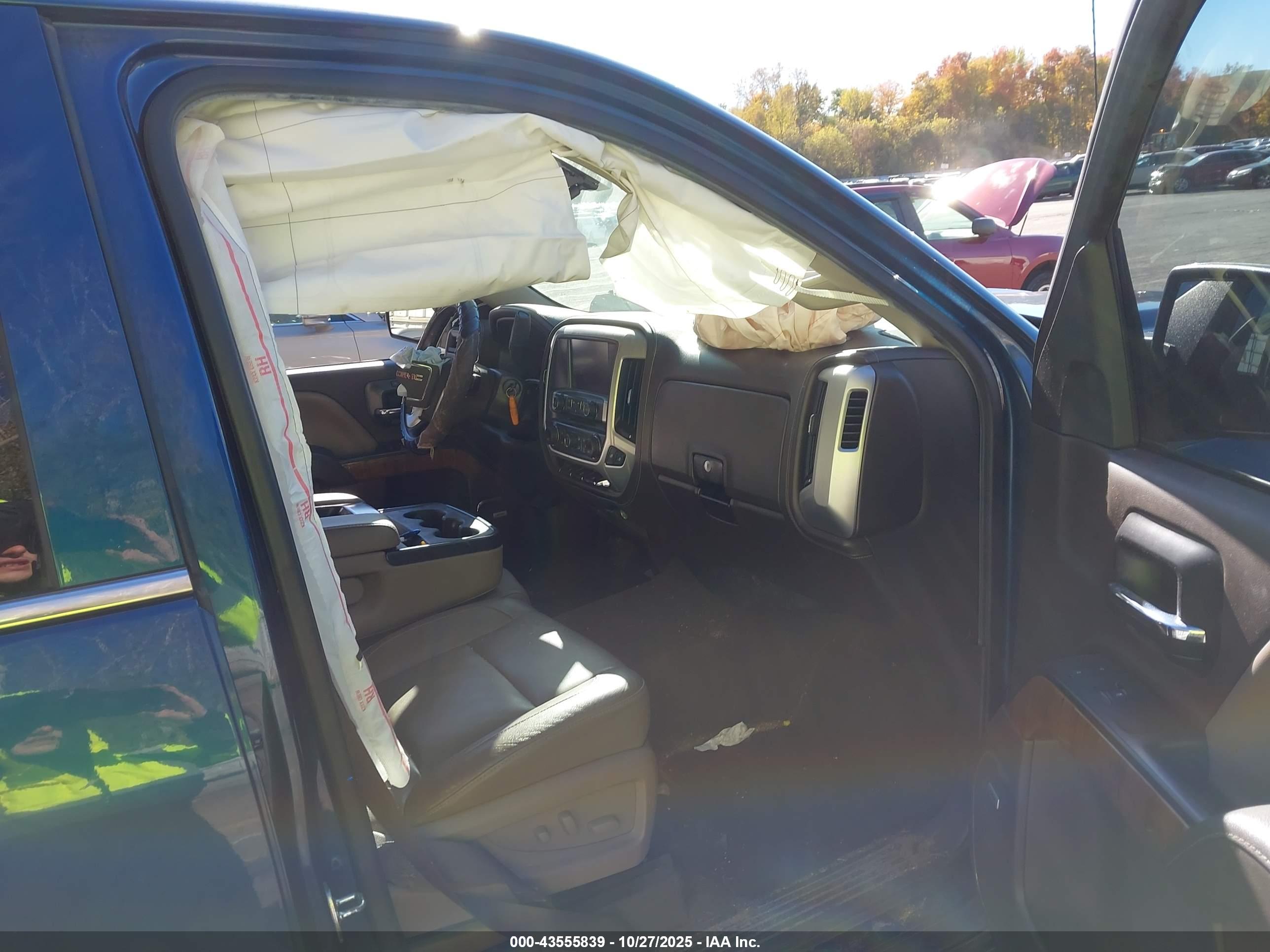 GMC SIERRA image 5